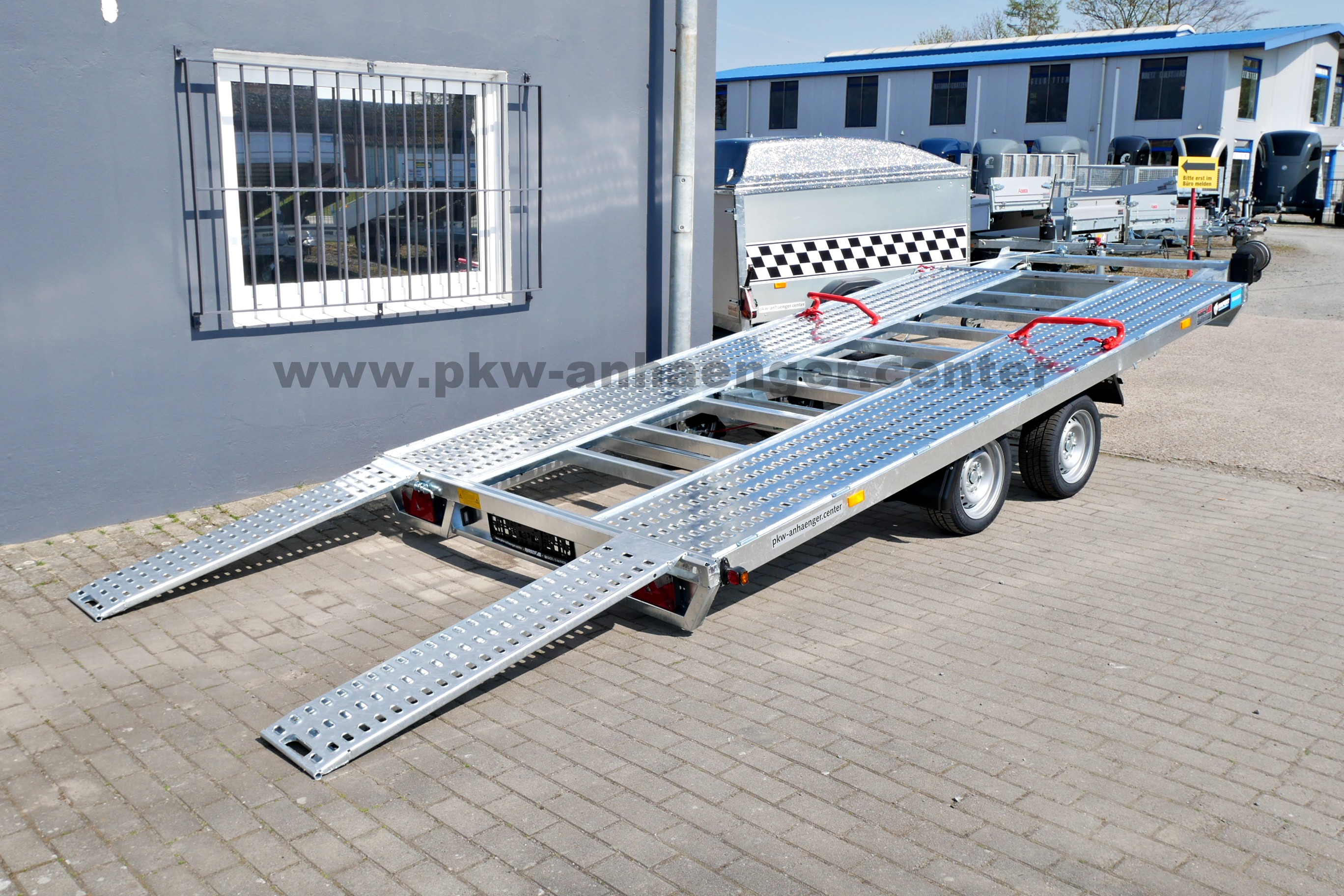 Hapert INDIGO HTA2 3000kg 450x210cm Autotrailer ankippbar Hochlader Winde Radstopper