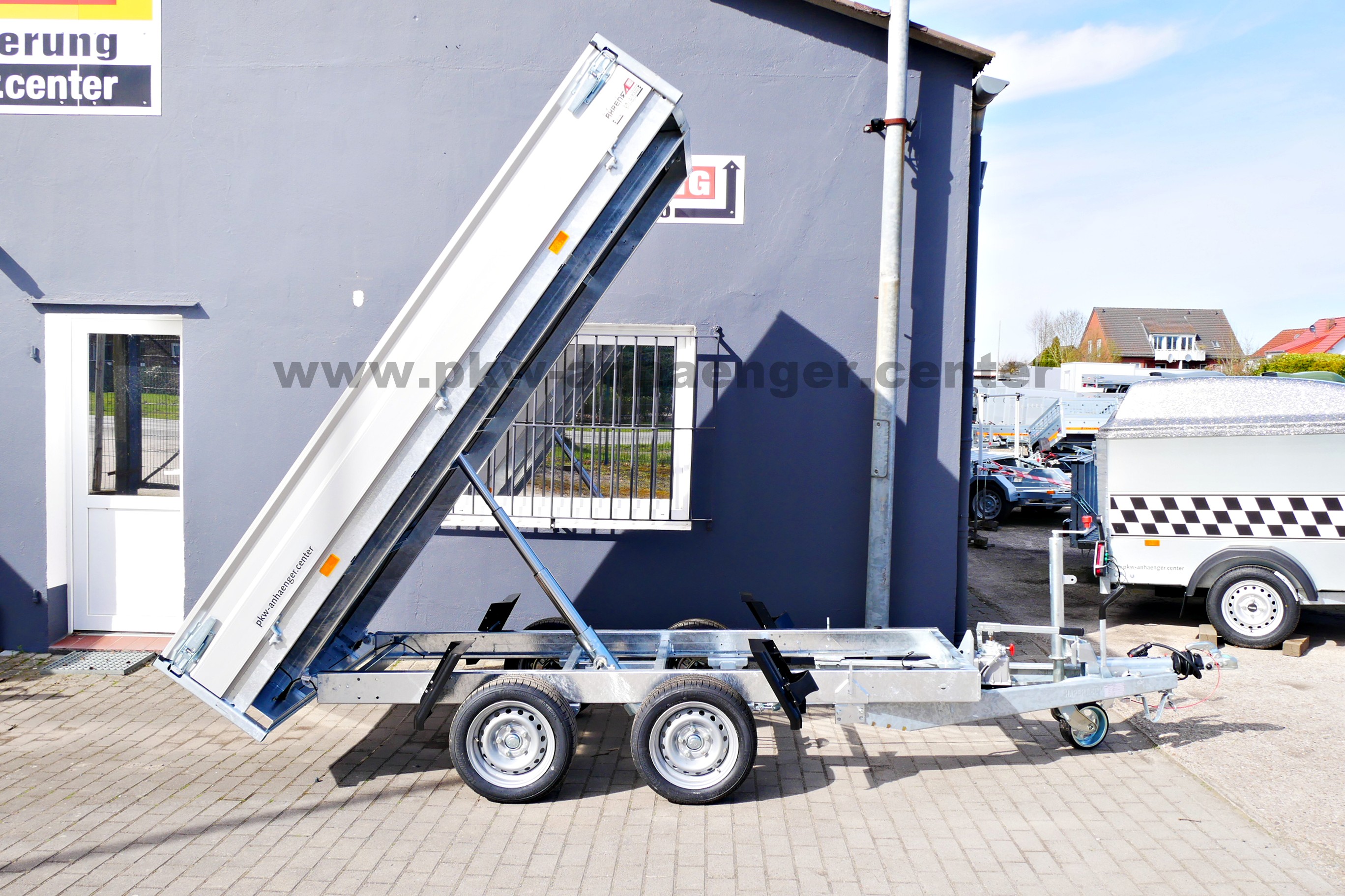 HAPERT COBALT HB2 2700kg 305x160x30cm Heckkipper