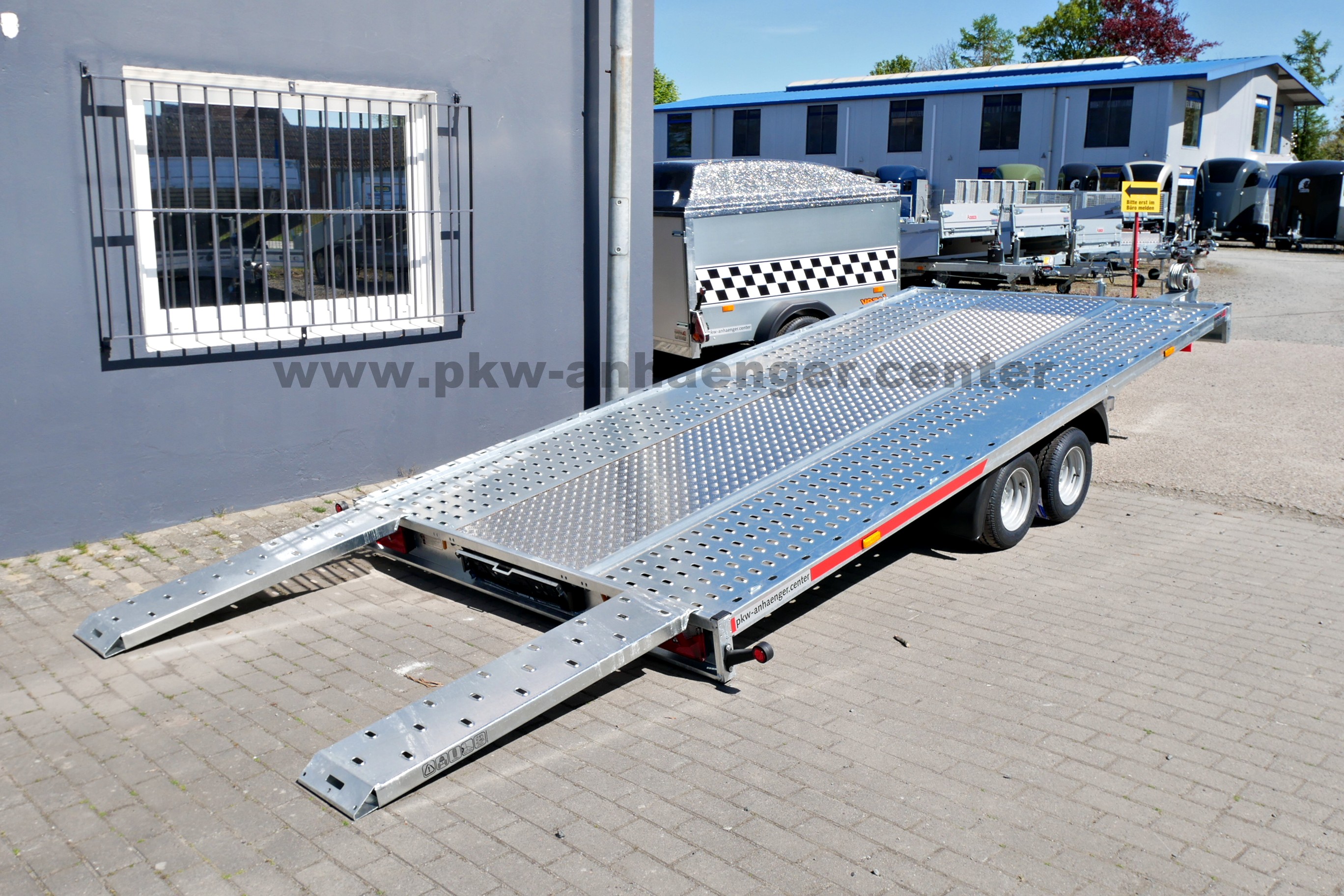 TEMARED CarKeeper 4521S 450x210cm 3000kg Aluboden mittig Autotrailer