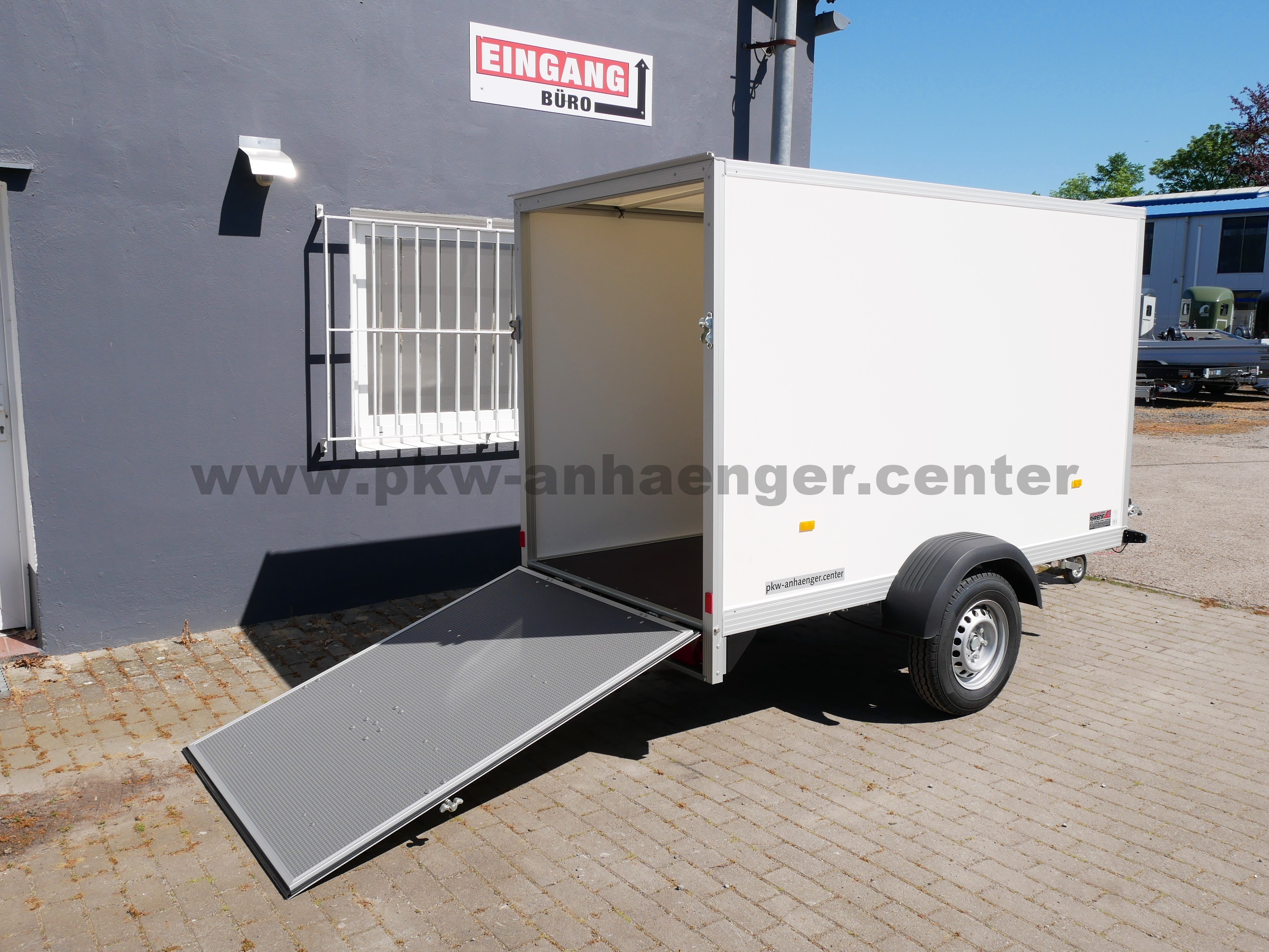 Unsinn WEB-K251215-13-13 1300kg 255x128x153cm Auffahrklappe Koffer