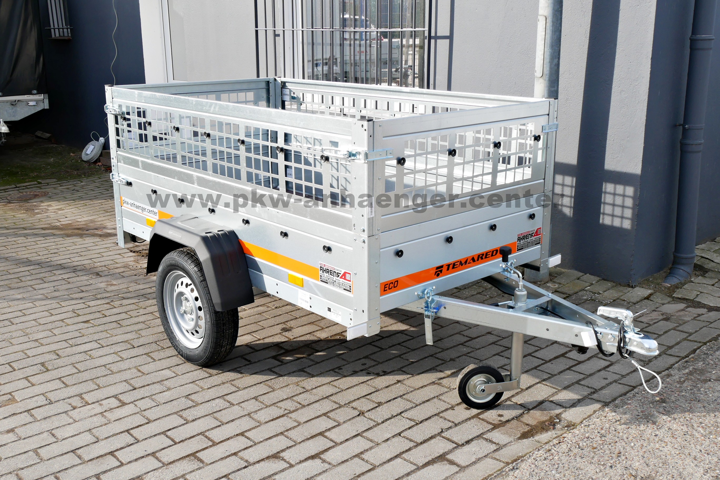 TEMARED ECO 2010 KIPP 750kg 201x106x70cm Gitteraufsatz klappbare Deichsel Pkw Anhänger