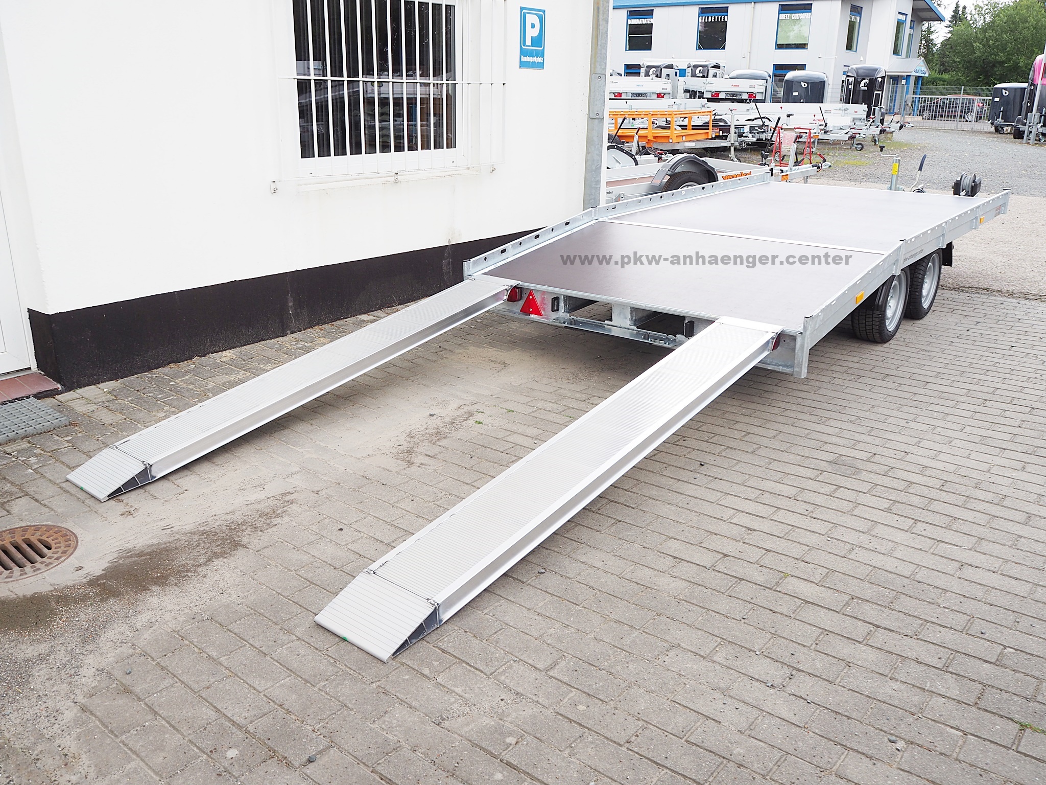 a-HA-2700-405x200-Auto-Indigo-Holzboden-7 Hapert INDIGO HF2 2700kg 405x200cm Autotrailer abgeschrägtes Heck Hochlader