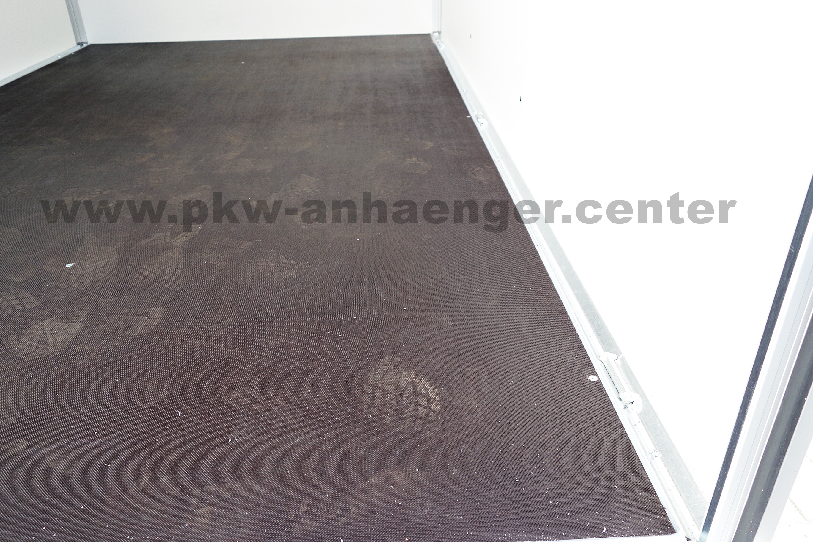 a-HA-2000-300x180x210-Auffahr-Anker-10