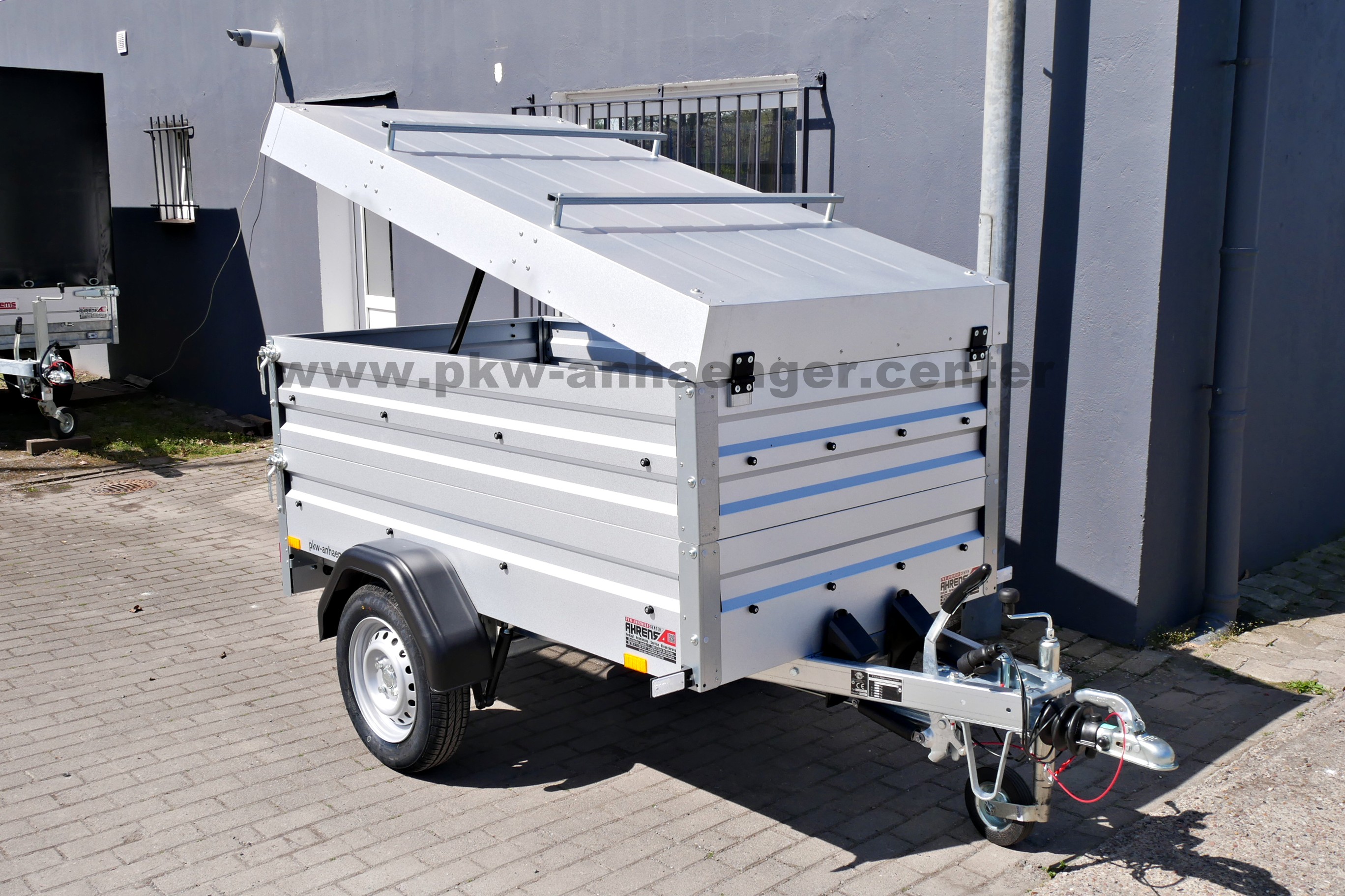 Deckelanhänger STEMA 750kg 201x108x81cm gebremst 100km/h