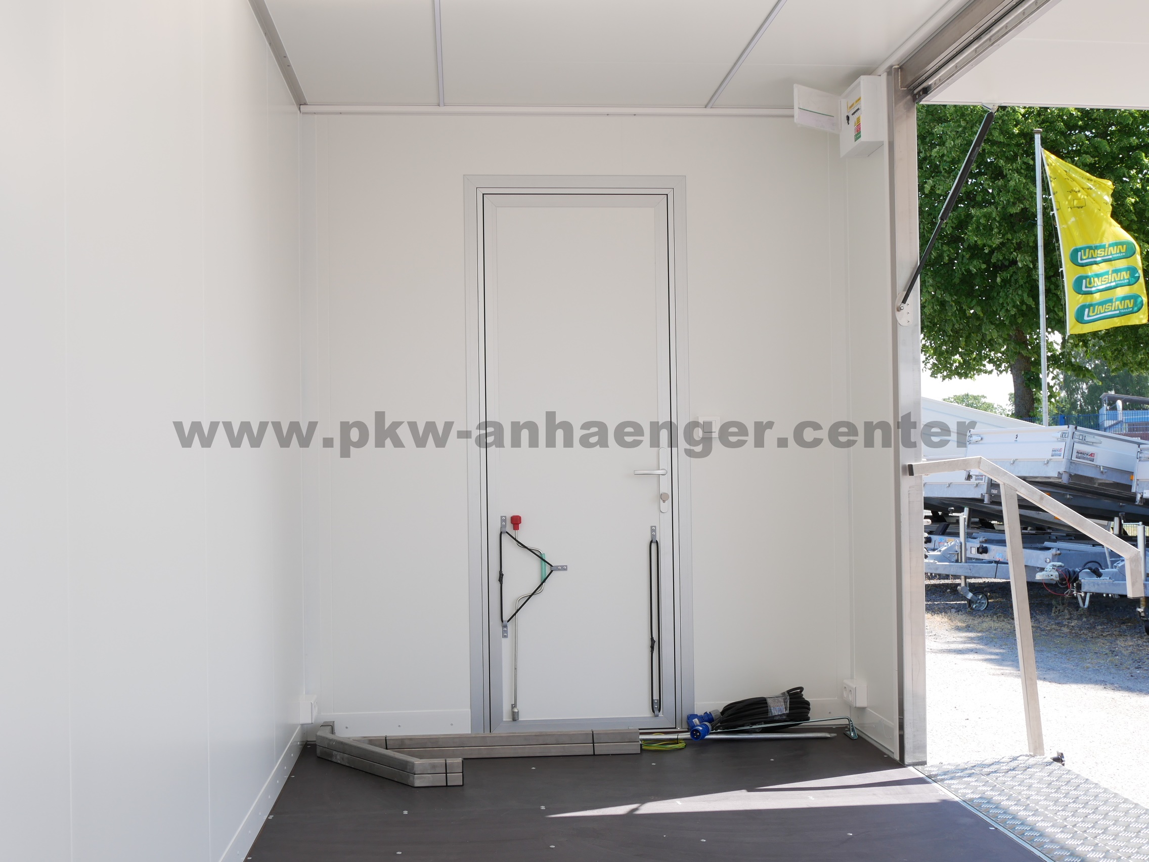 aVE-Promotion-449-2Klappen-5