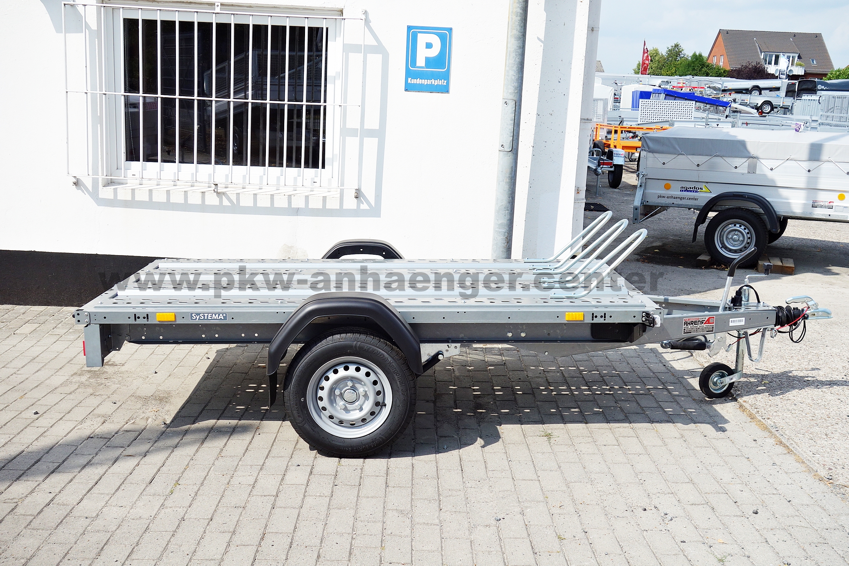 a-ST-1000-251x128-3er-Motorrad-2