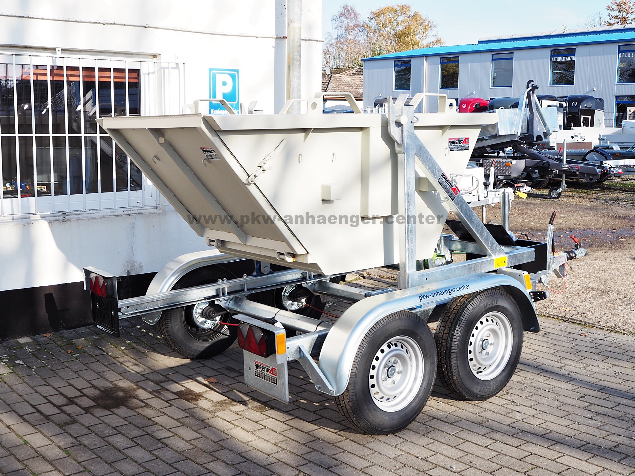 a-Foxx-Absetzcontaineranh-nger-3