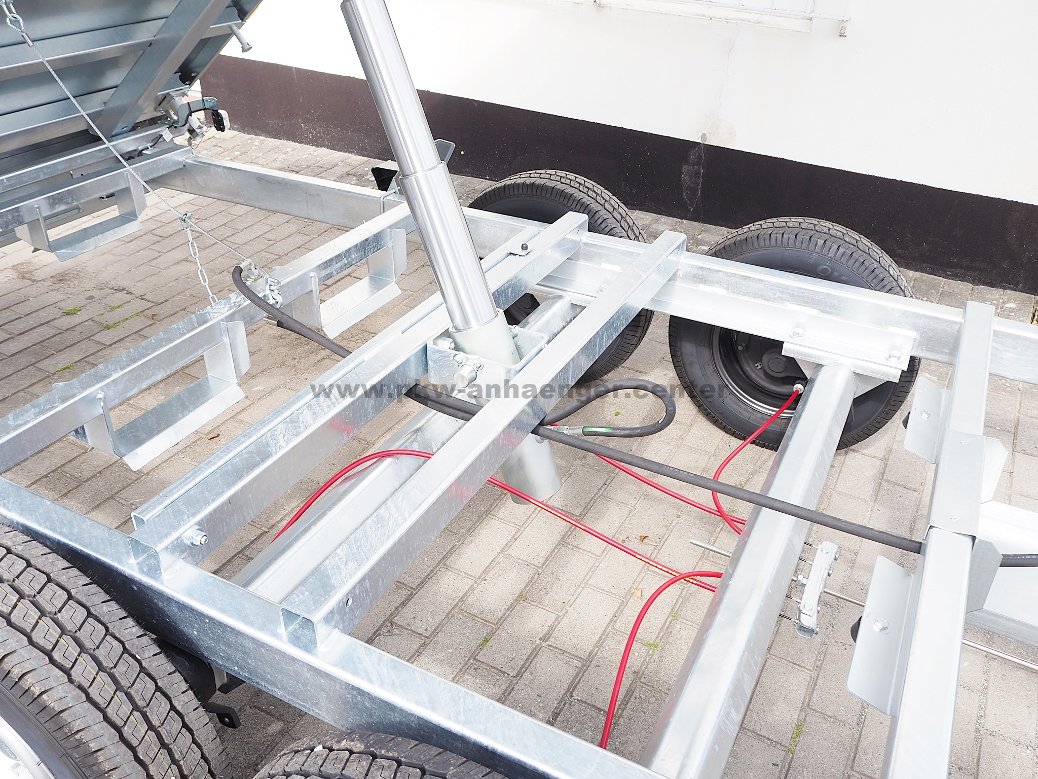 a-UN-3500-426x204x35cm-UDK-18