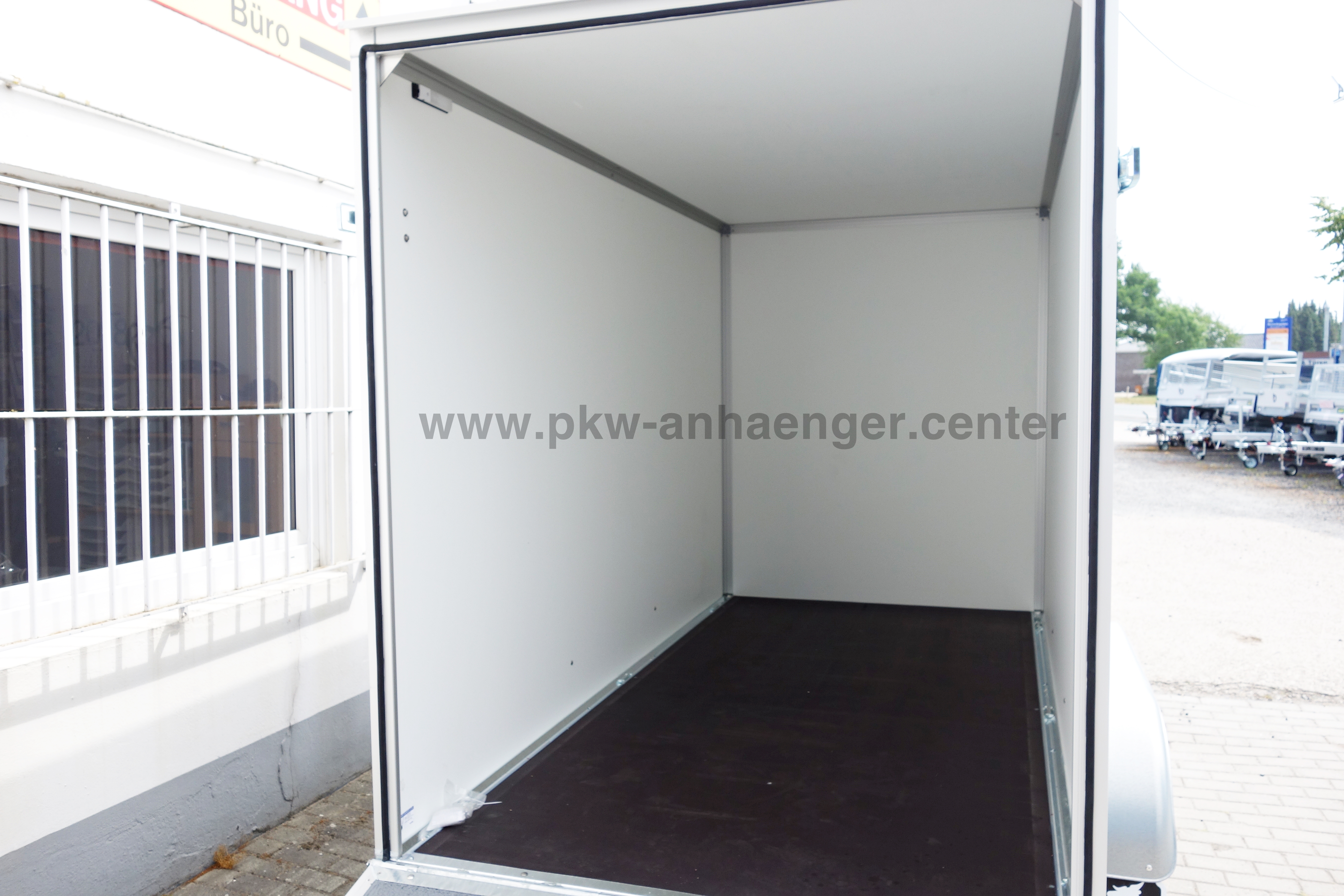 A-HA-2000-300x150x180-Auffahr-grau-11-w