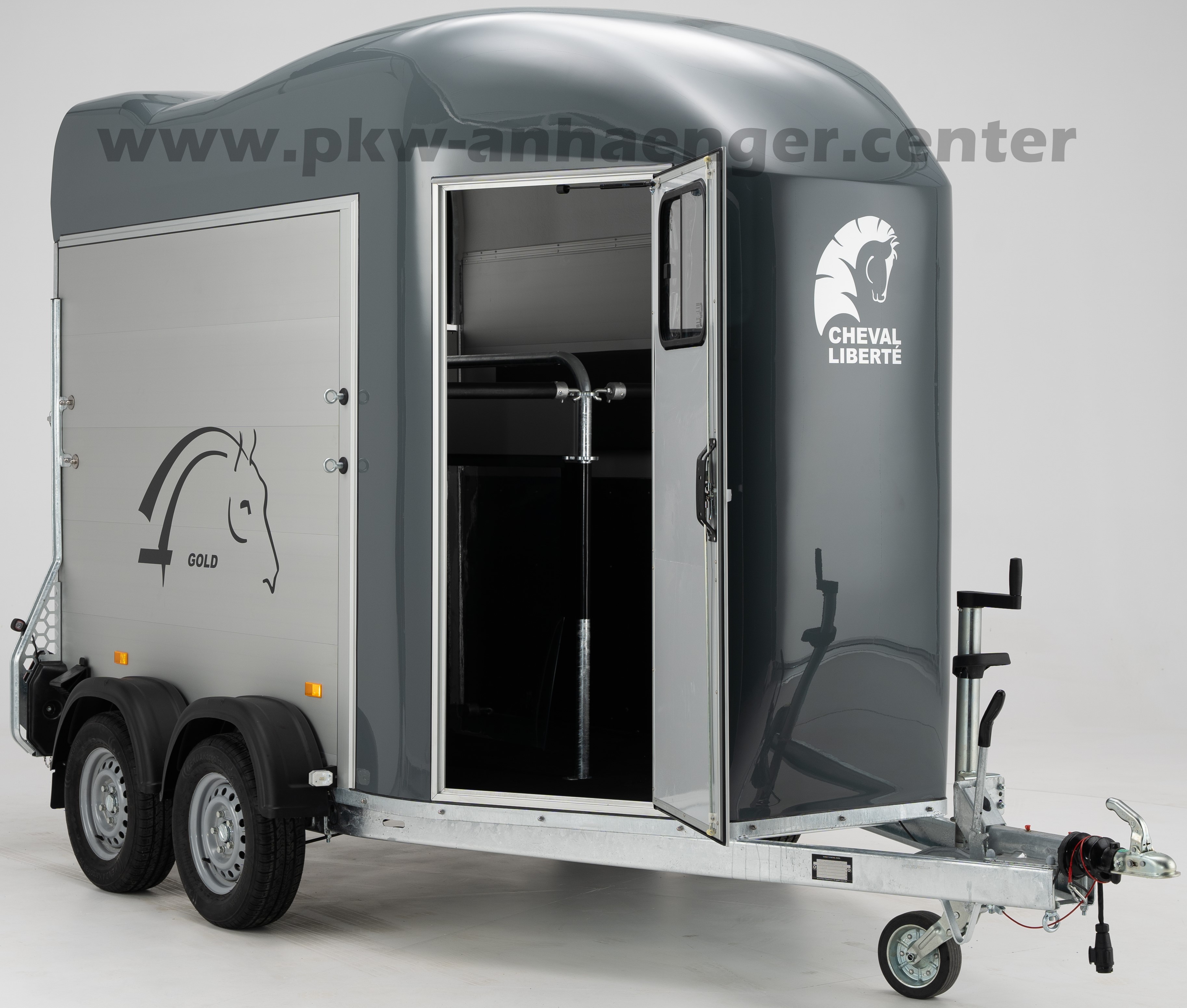 a-Gold-Origins-SK-grau-3 Cheval Liberte GOLD-ORIGINS Sattelkammer 2er Pferdeanhänger
