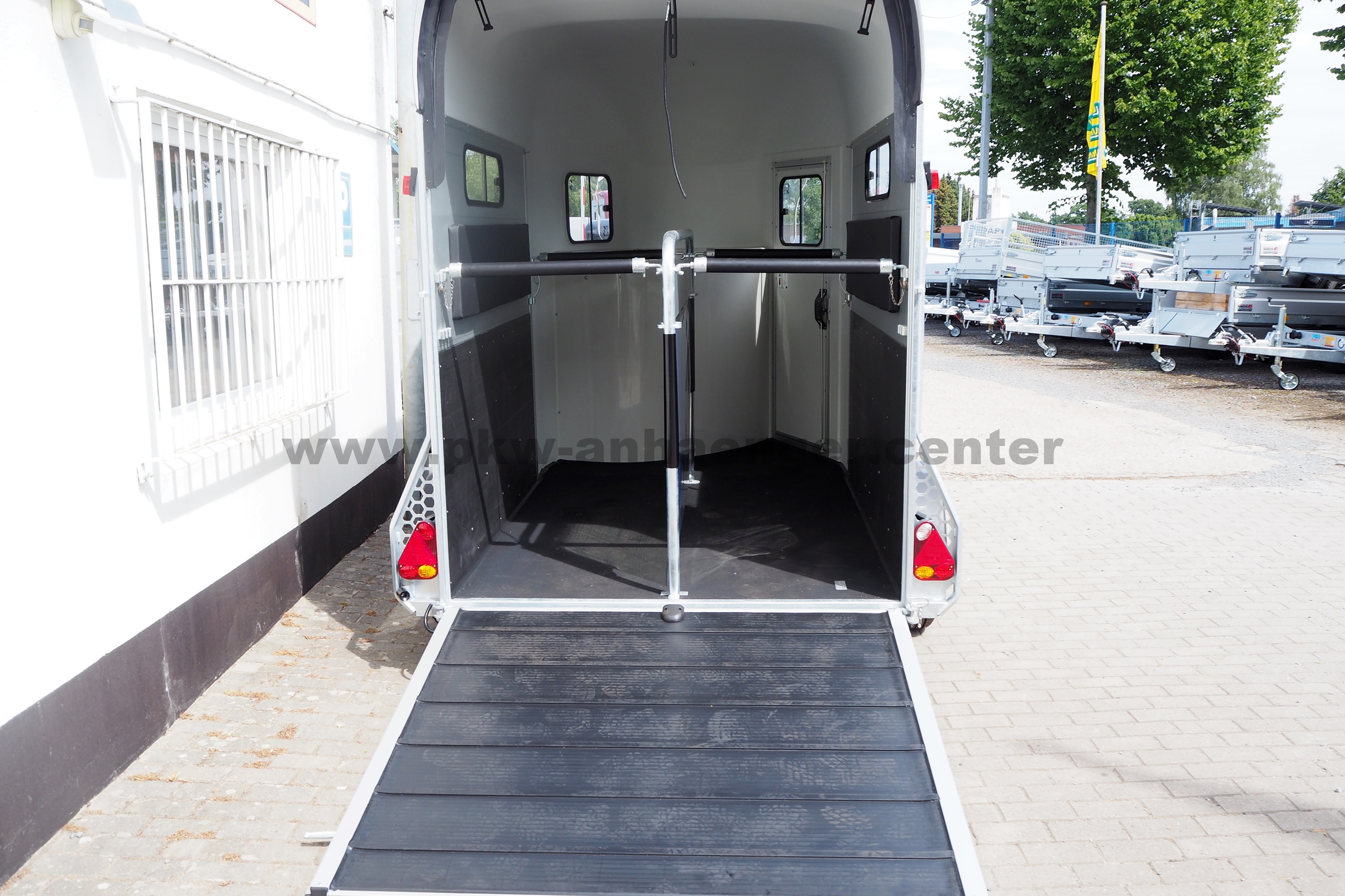 aCH-GOLD3-SK-dklgrau-5