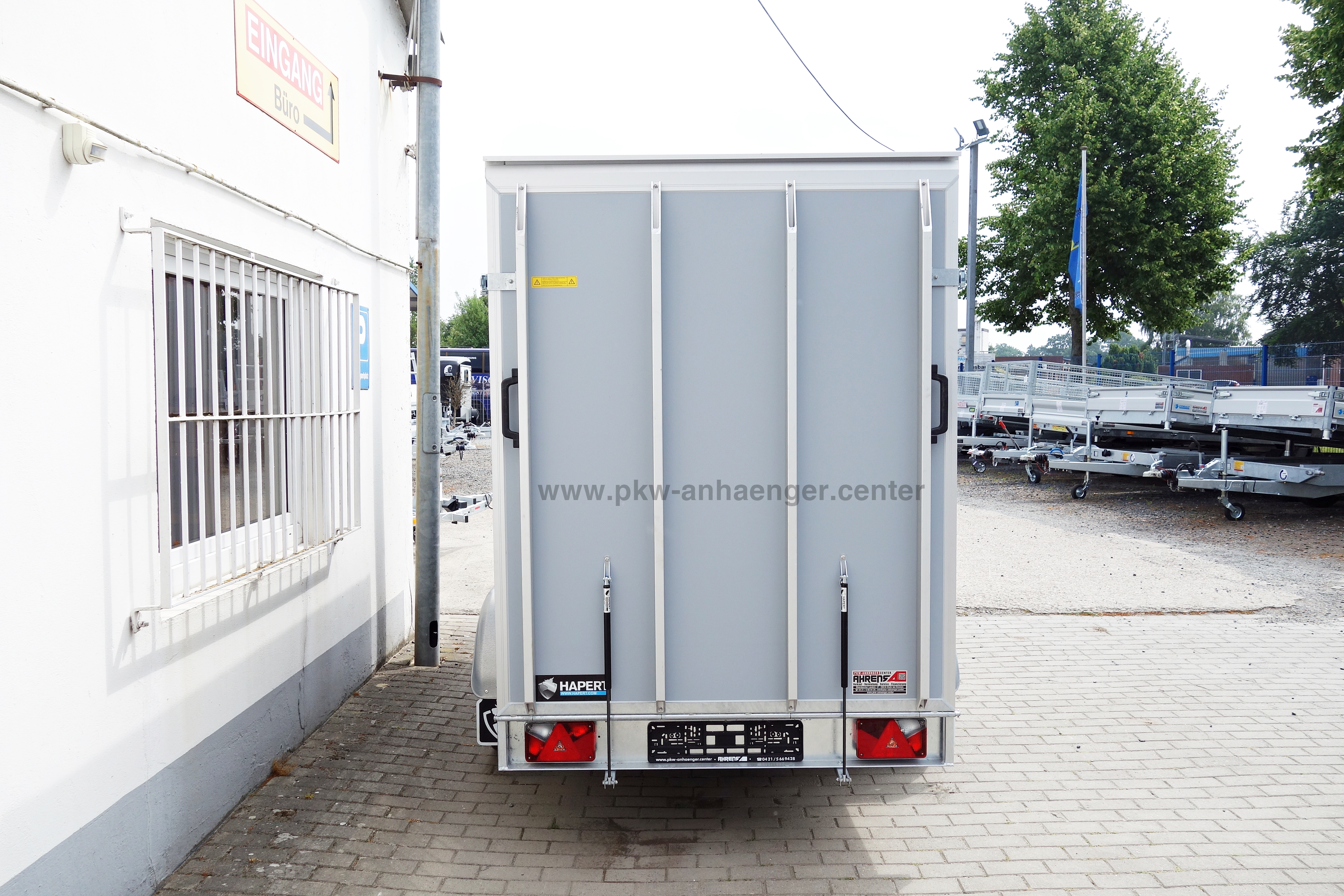 A-HA-2000-300x150x180-Auffahr-grau-5-w