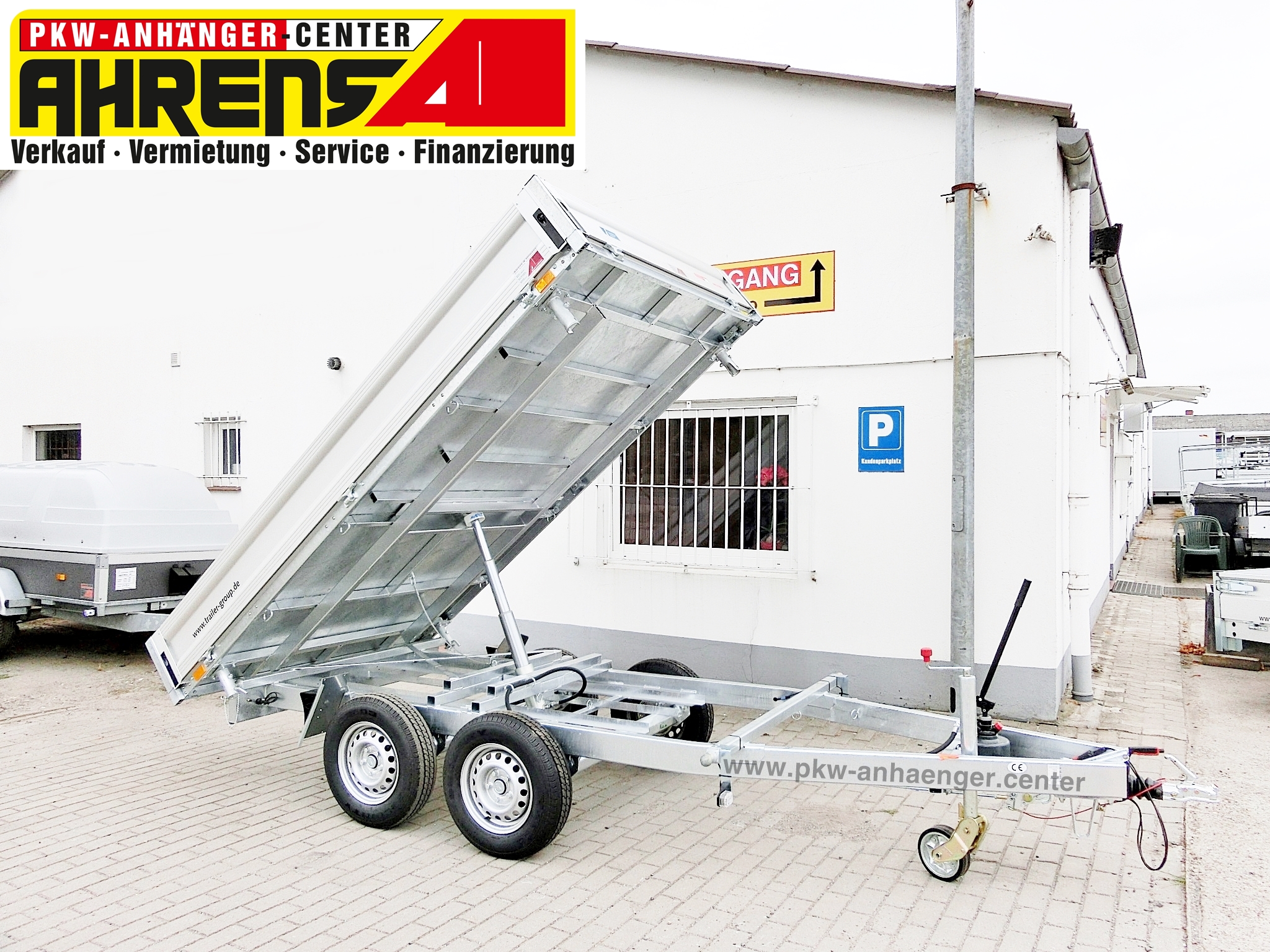 a-UN-2600-306x175x30cm-3SKipp-Web34-5-w