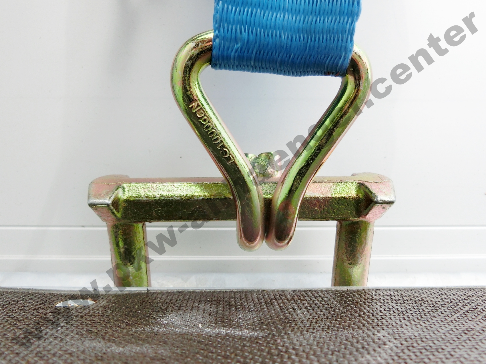 a-HA-AL-Zurr-se-2 Zurröse zusätzlich pro Stück für Hapert Anhänger im V-Profil montiert