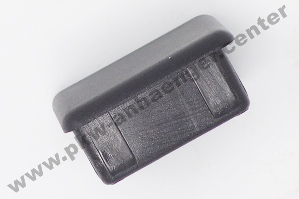 a-UN113637-Kunstoffstopfen-2