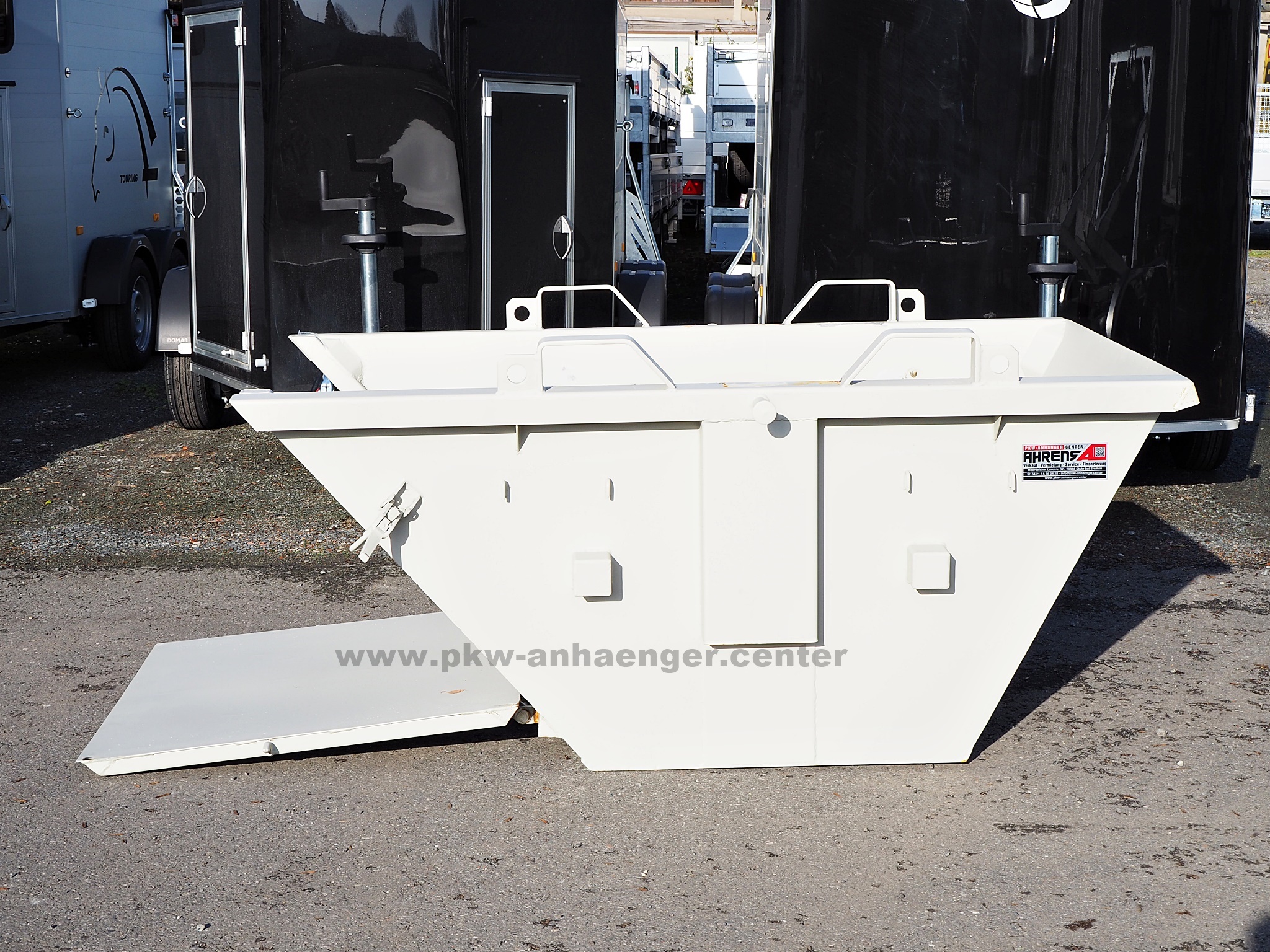 a-Foxx-Container-Klappe-3