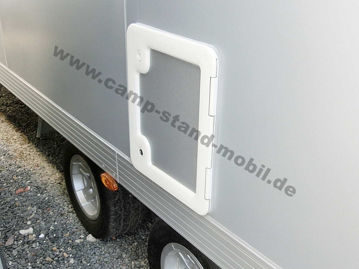 a-Toilettenklappe Montage einer zugelieferten Toilettenklappe