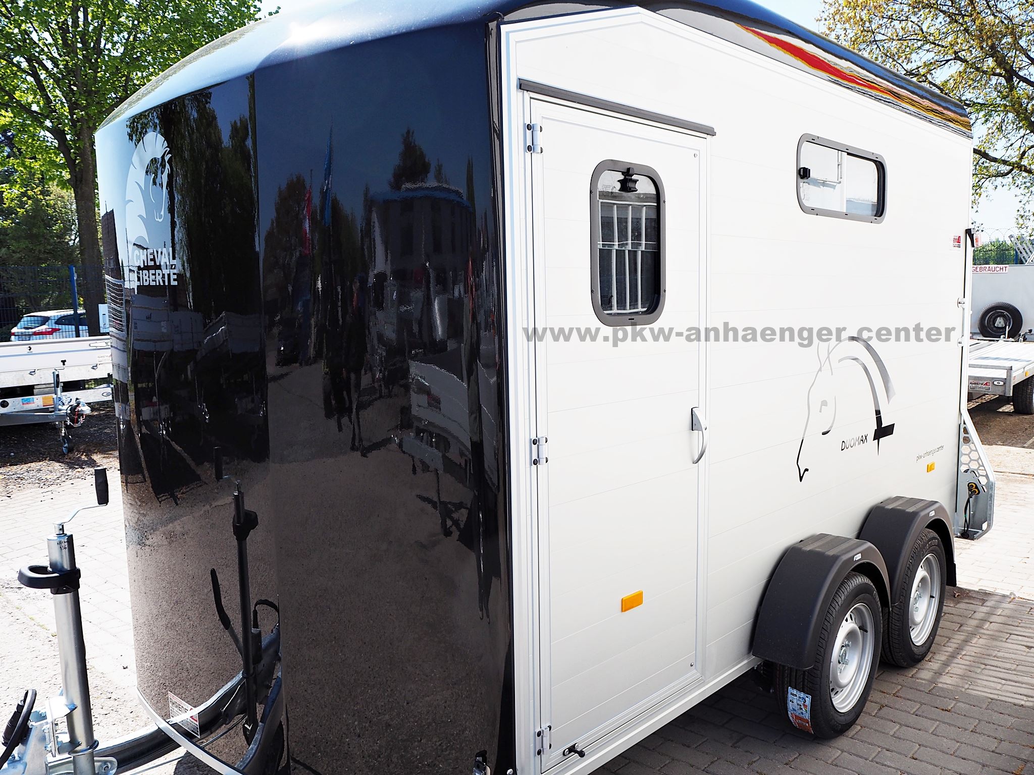 a-CH-Duomax-schwarz-17