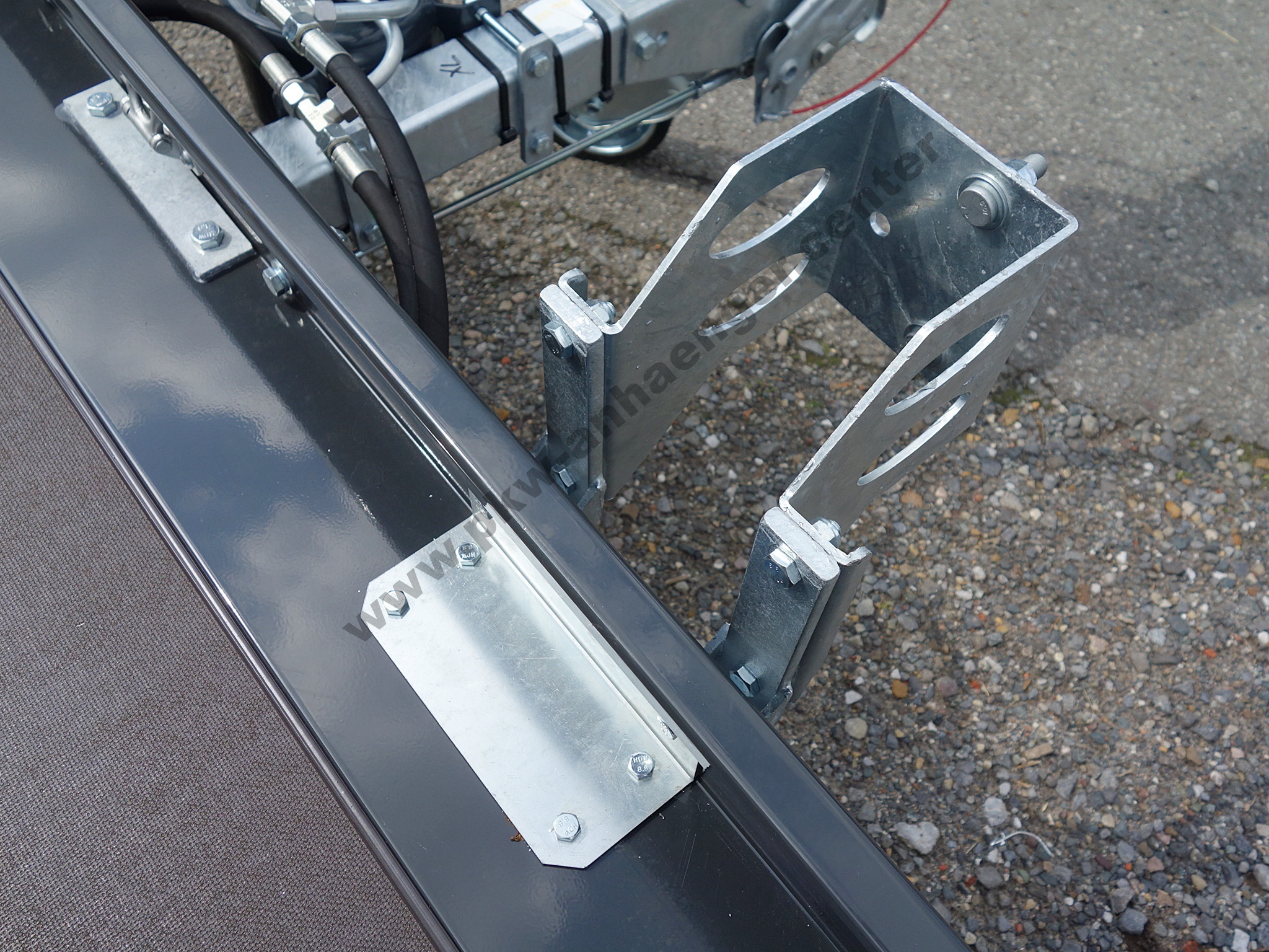 a-UN518140-Ersatzradhalter-AS-3