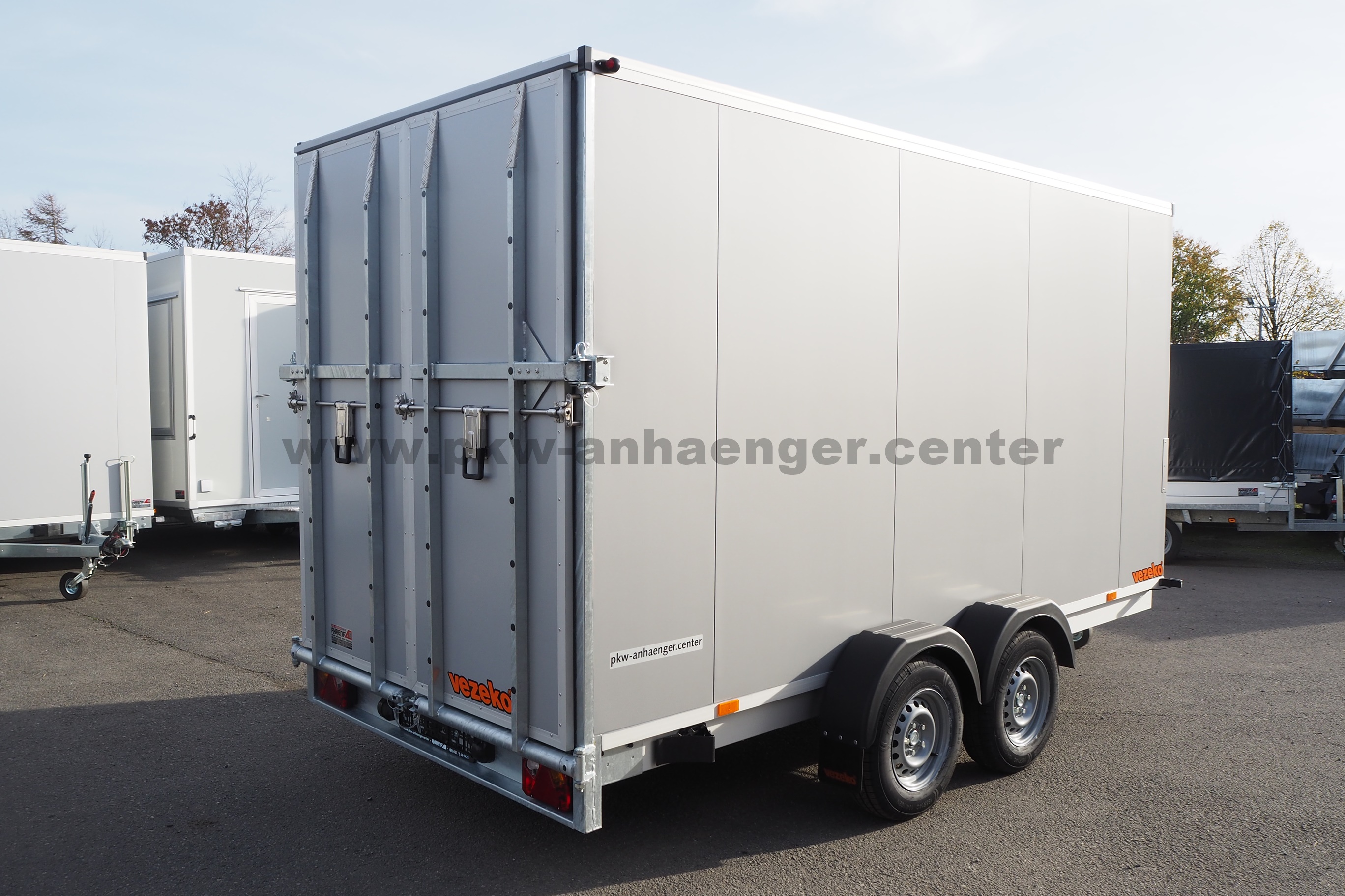 aVE-2700-405x184x205-Klappe-T-r-3