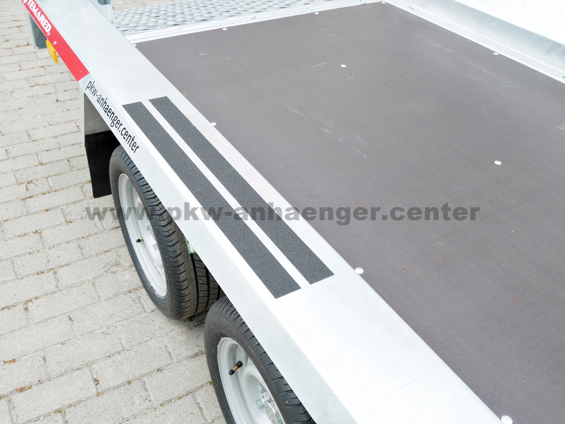 aTE-2700-300x150-Builder-9