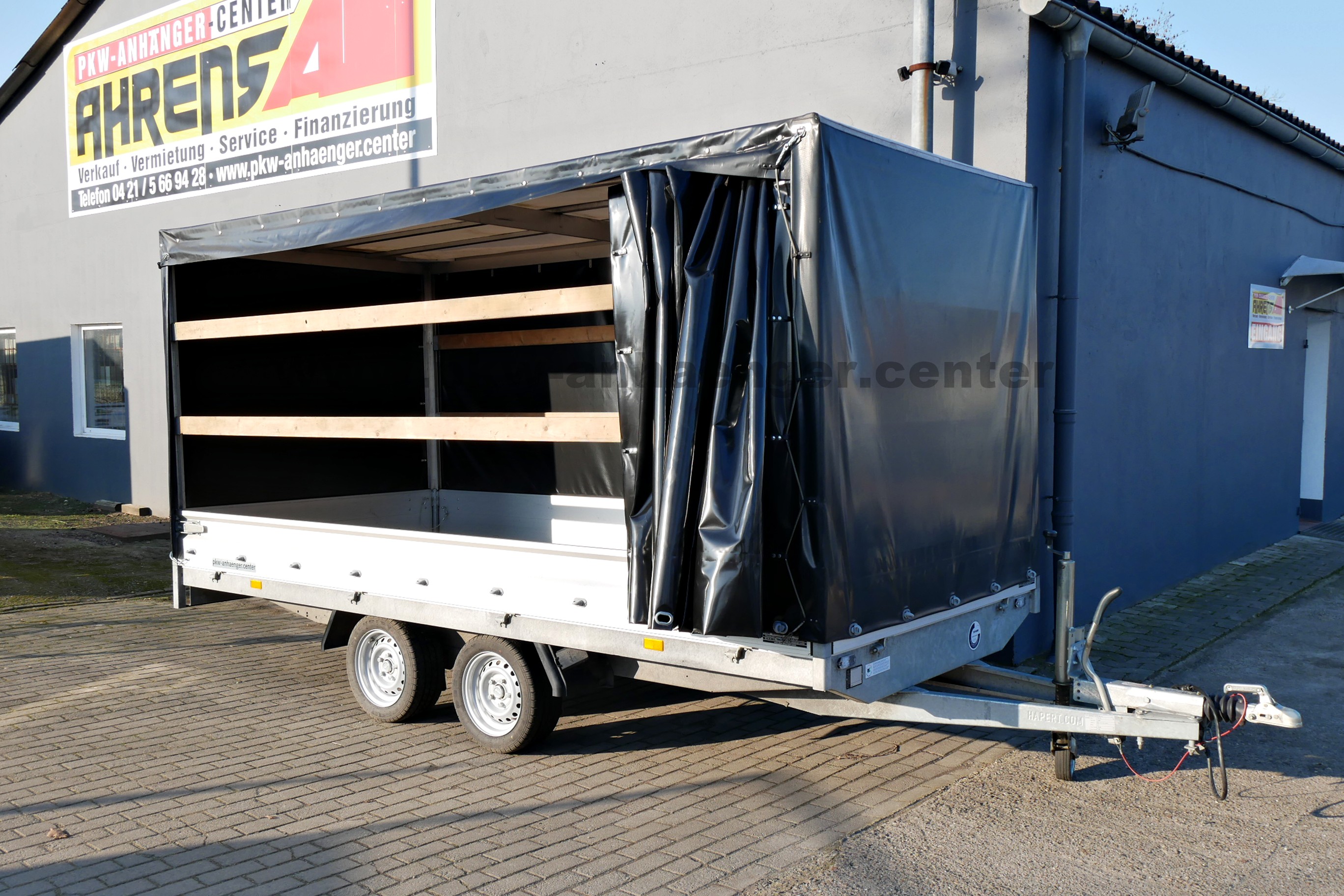 GEBRAUCHTER Hochlader HAPERT 2000kg 405x180cm AZURE H2 Plane & Gestell beidseitig Schiebeplane niedrig 13"