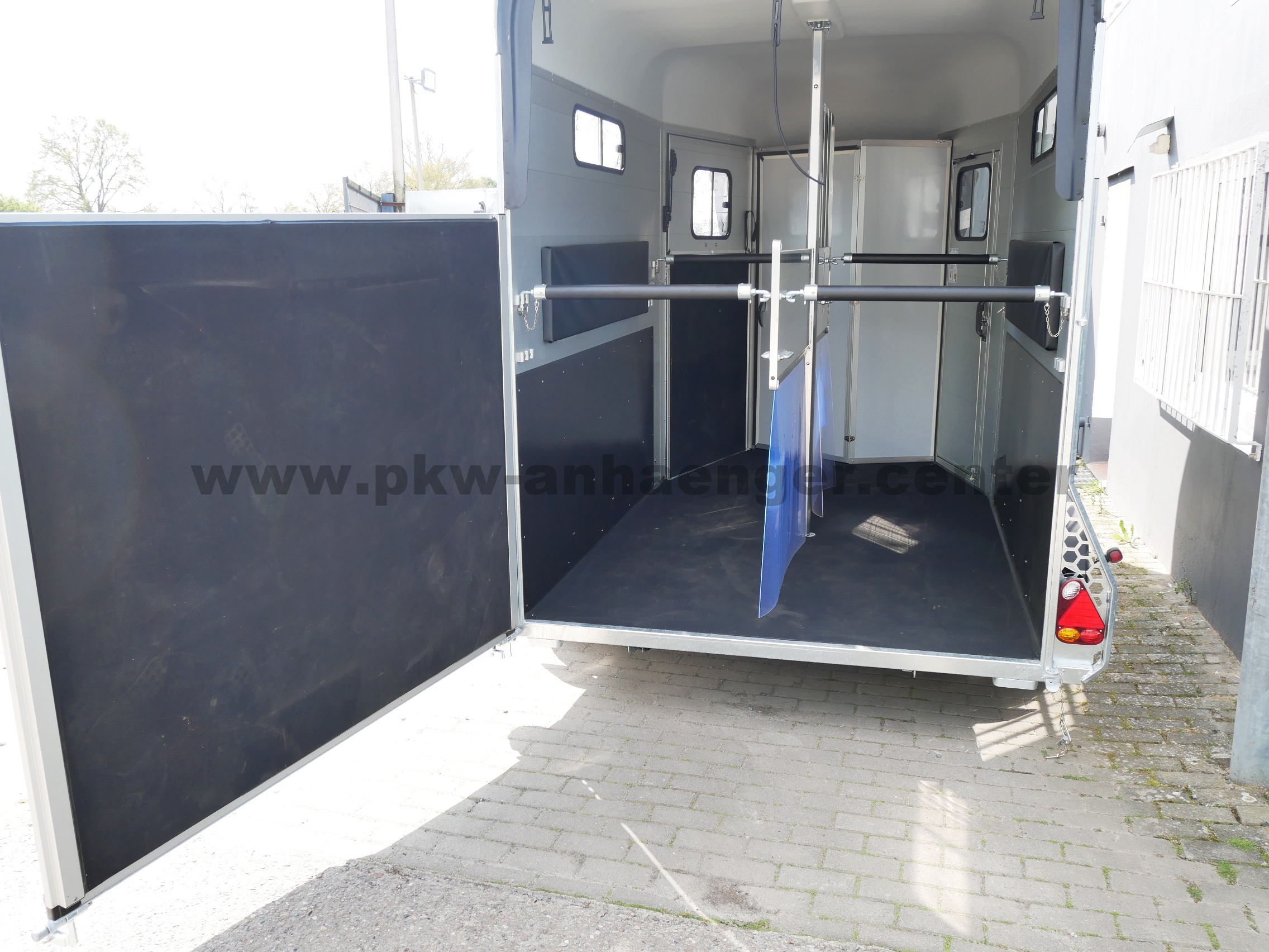 aCH-TouringXL-SK-schwarz-10