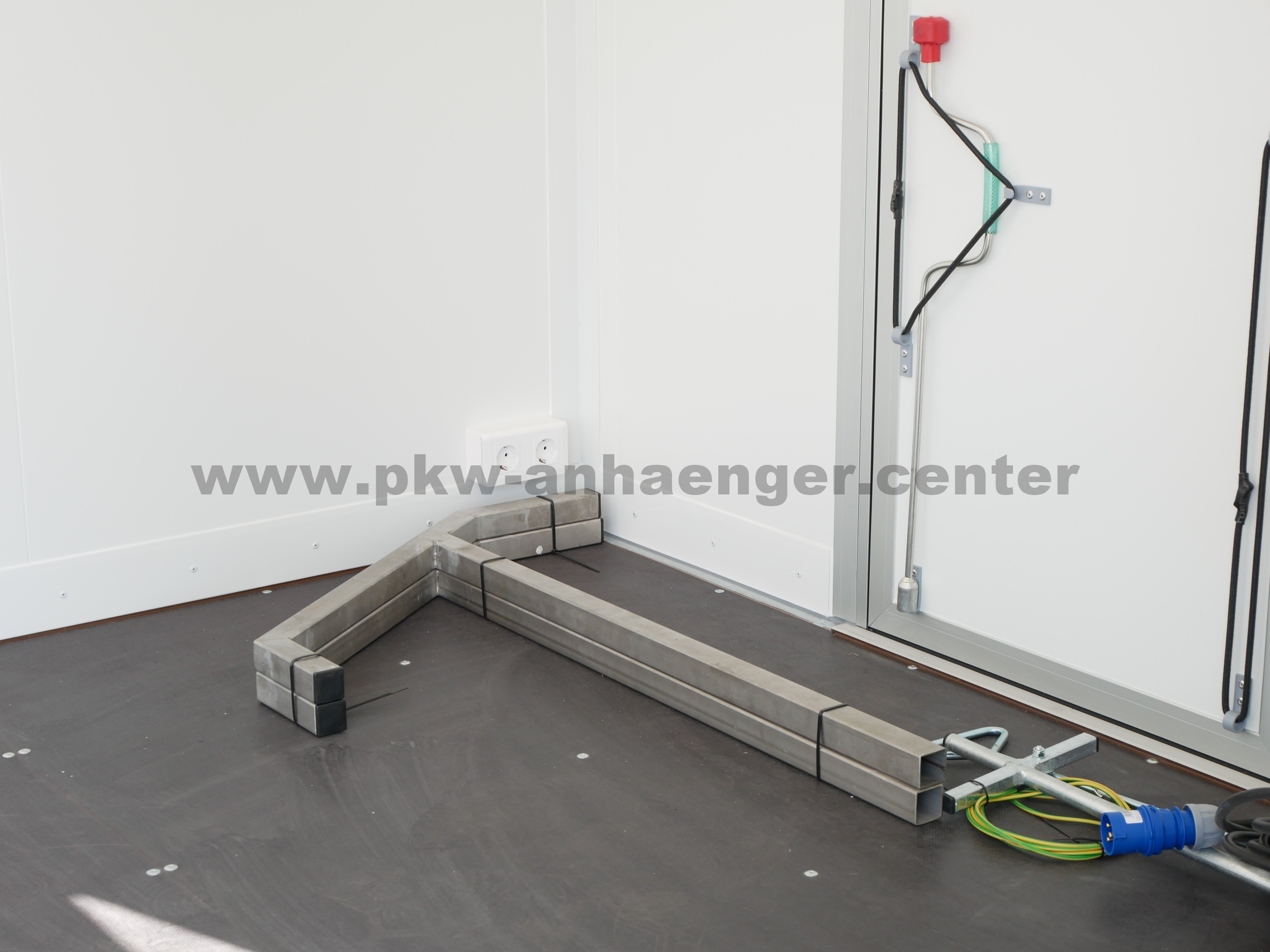 aVE-Promotion-449-2Klappen-8