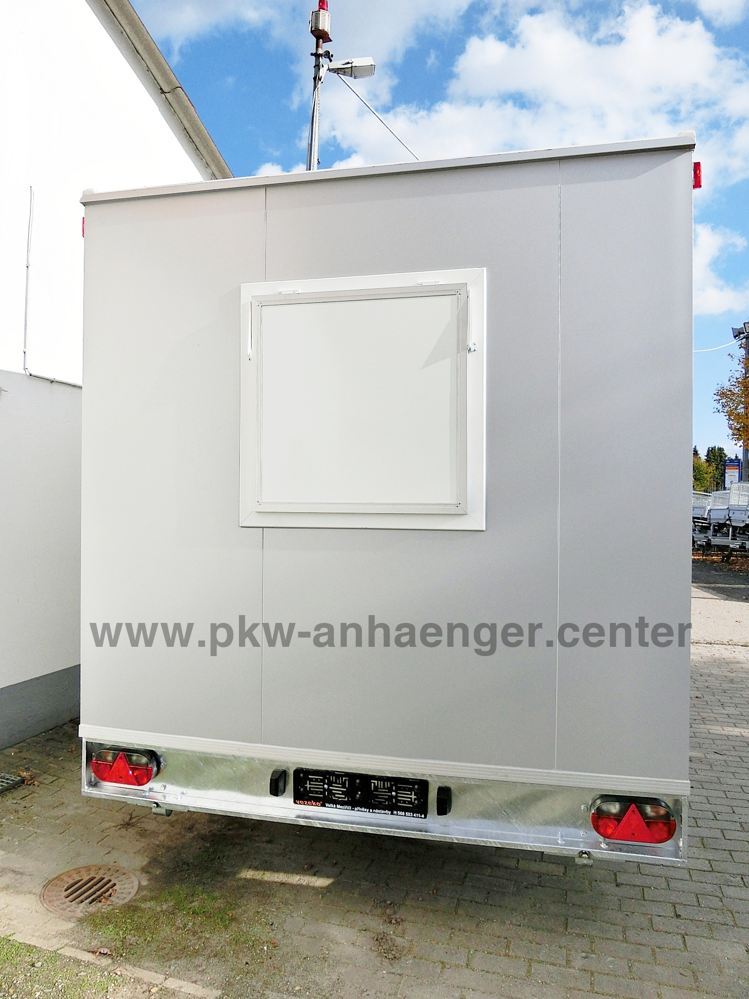 a-VE-2000-549x229x212-Mobi-5611-6-w