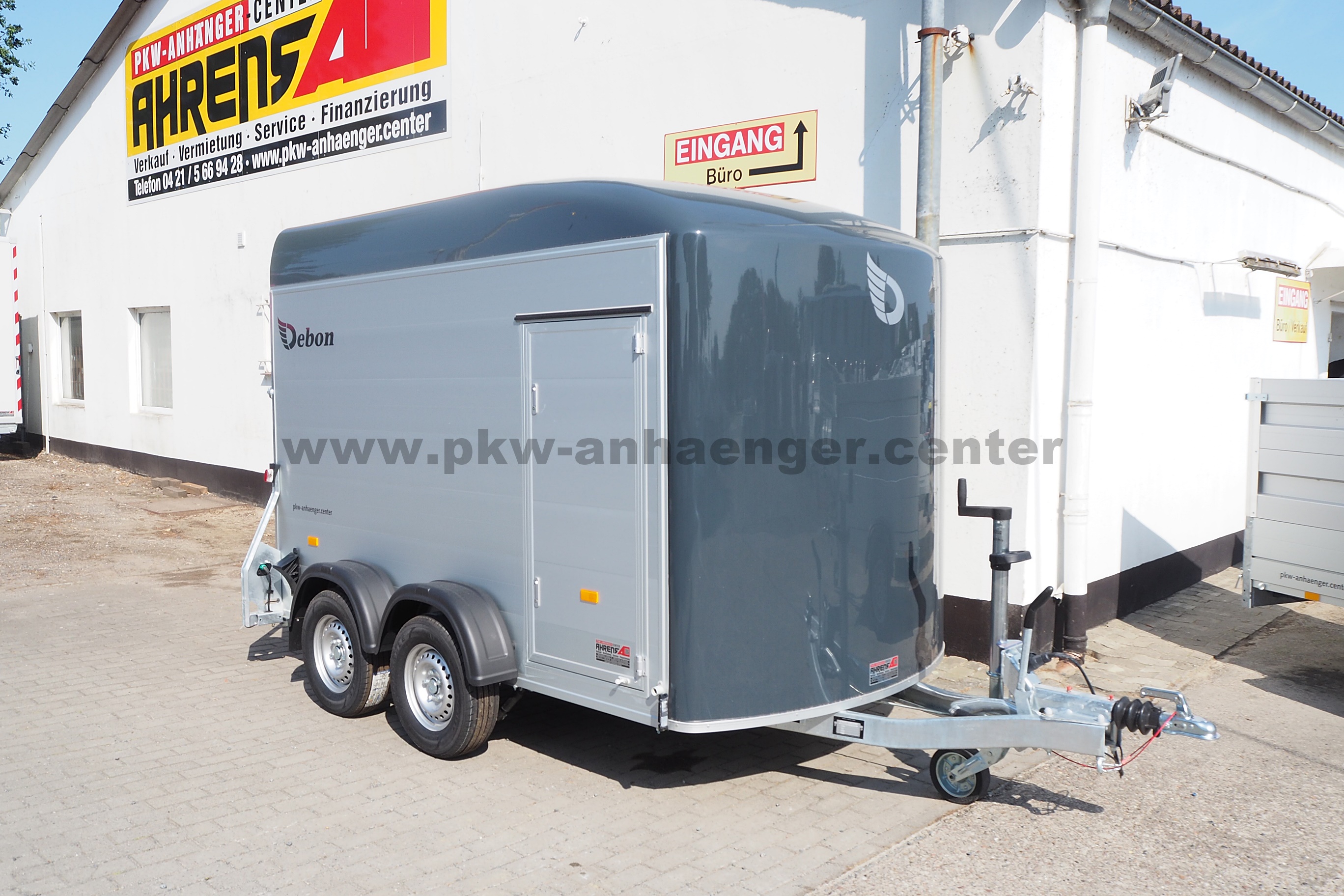 aRoadstar500-dklgrau-1 Cheval Liberte Roadstar 500 2000kg 310x165x195cm Kofferanhänger