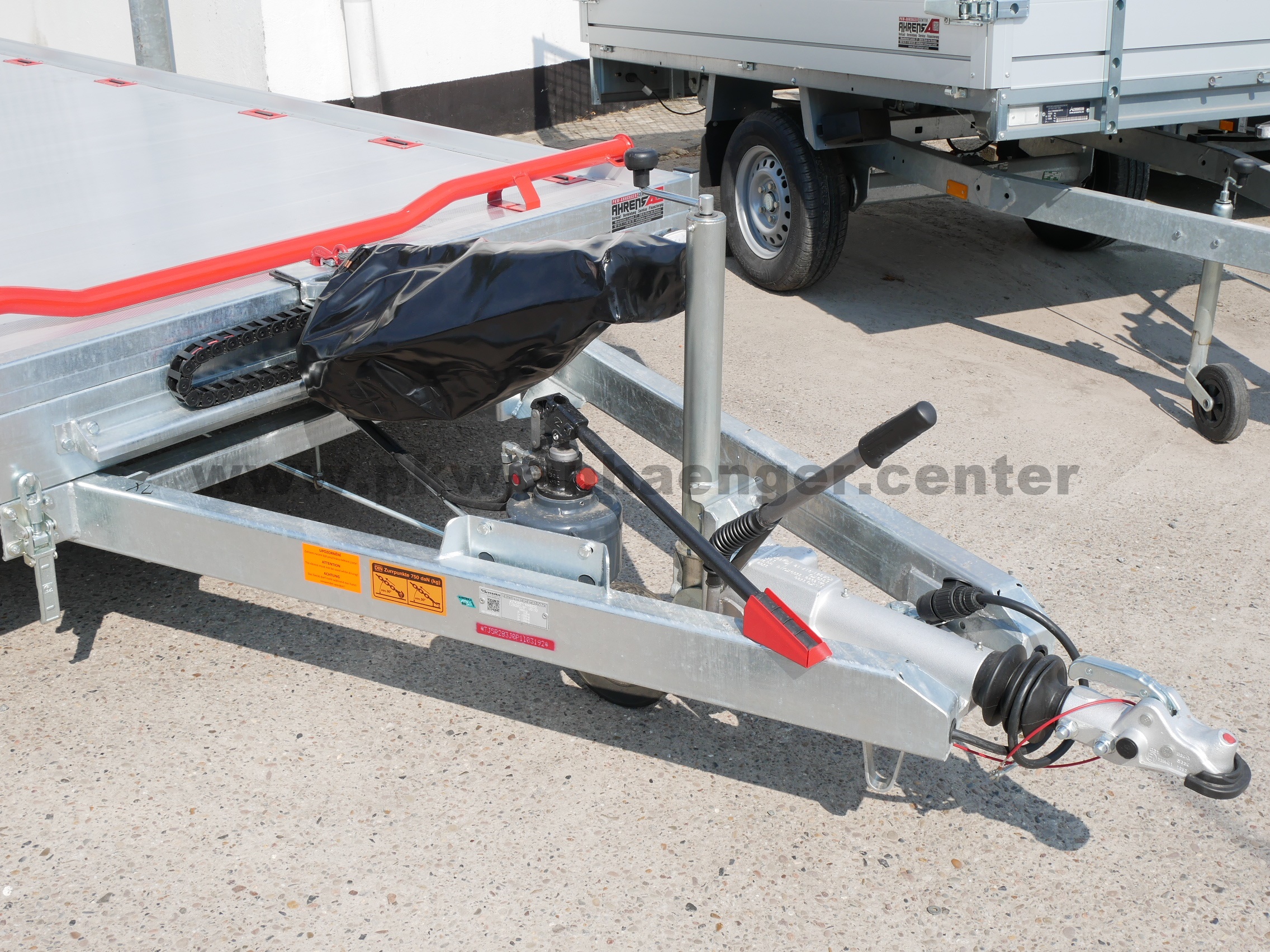 aVE-3500-560x209-Jumbo-Light-E-Wind-Tridem-mit-Aluf-16