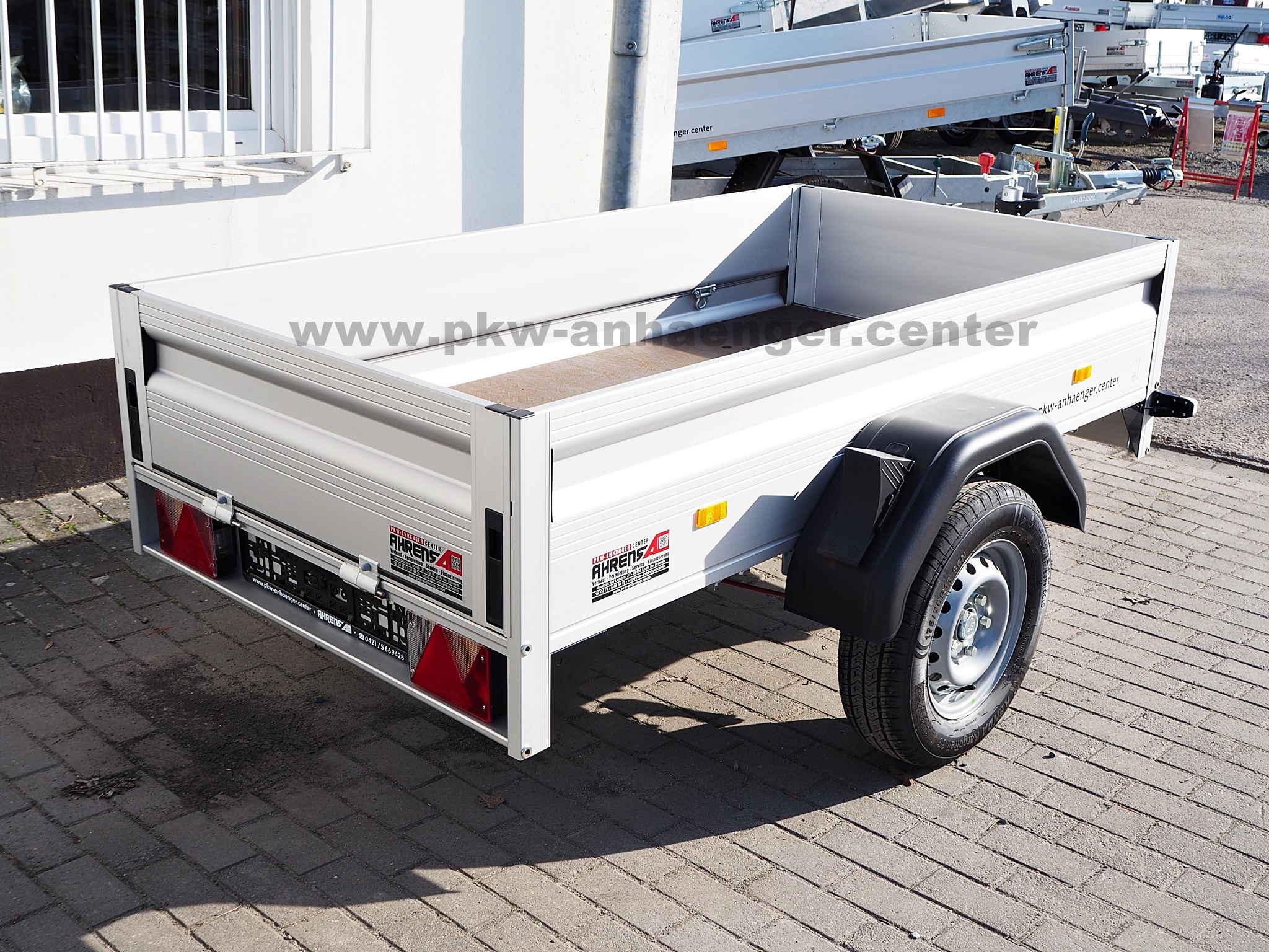 a-UN-1000-210x110x35-3