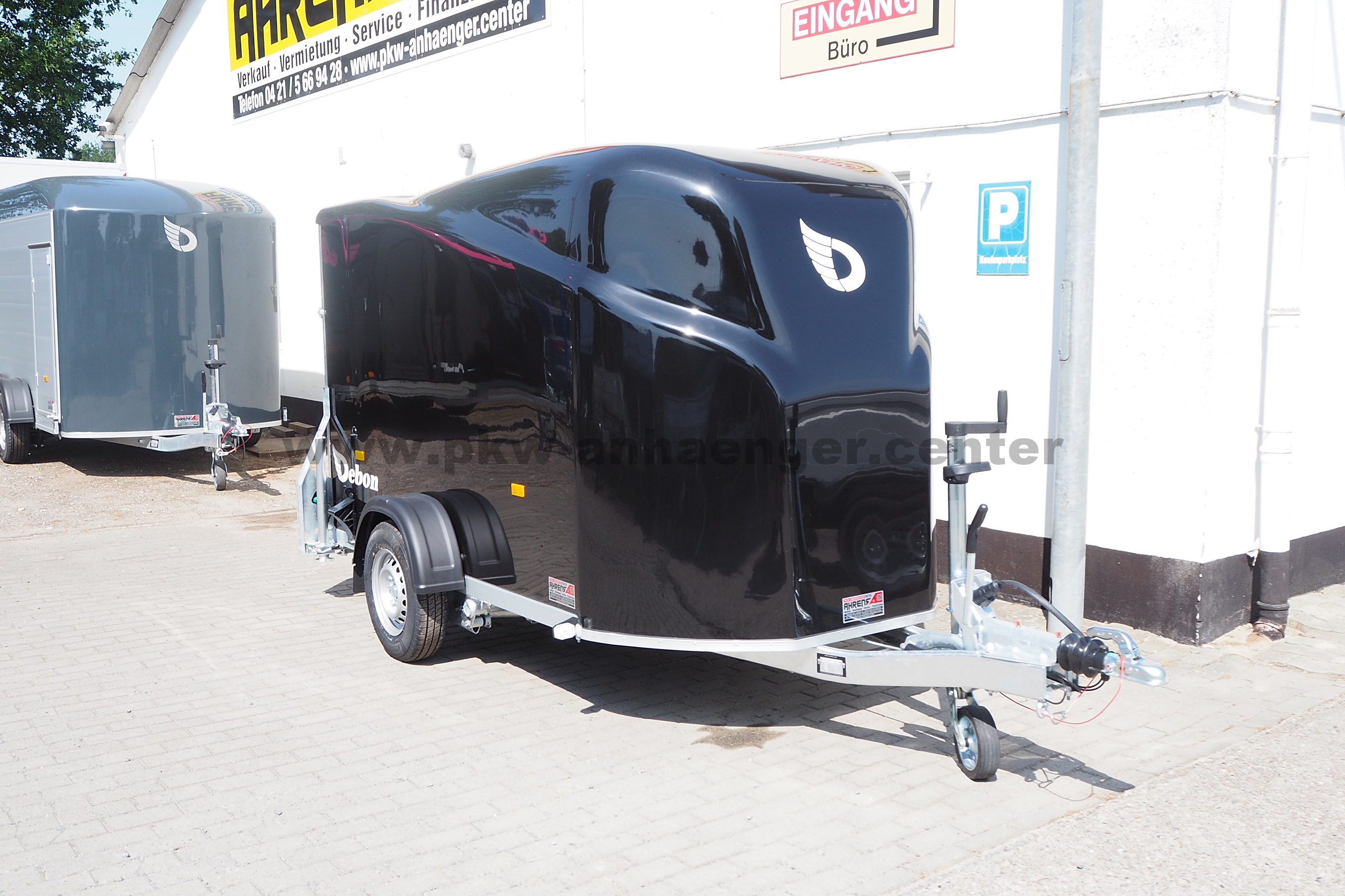 aCargo-schwarz-1 Cheval Liberte CARGO-POLY2 1300kg 298x152x165cm Polykofferanhänger