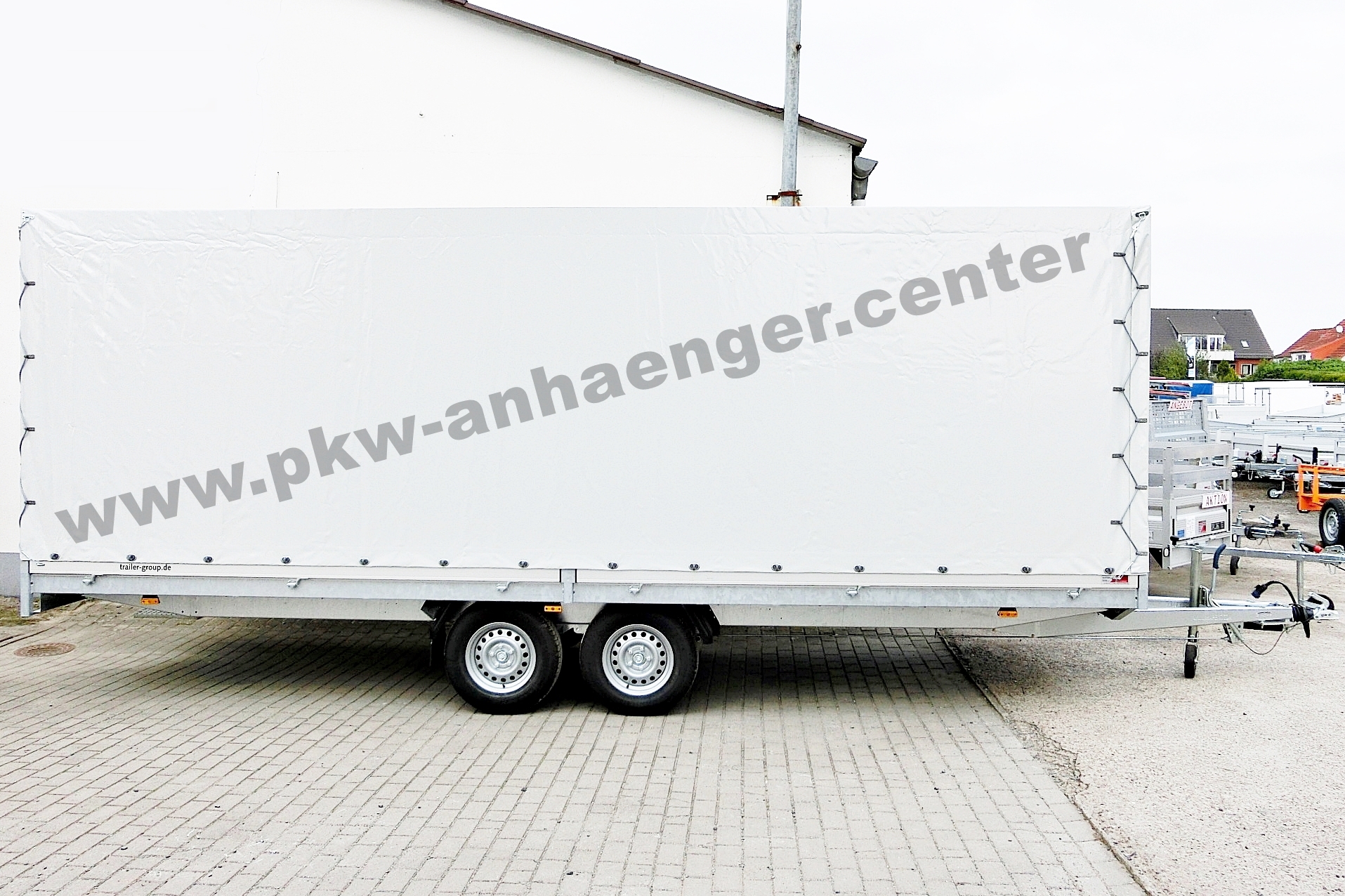 a-HA-2700-605x200x200-PG-grau-3 HAPERT AZURE H2 2,7t 5x2x2m Hochlader Planenaufbau Satteldach