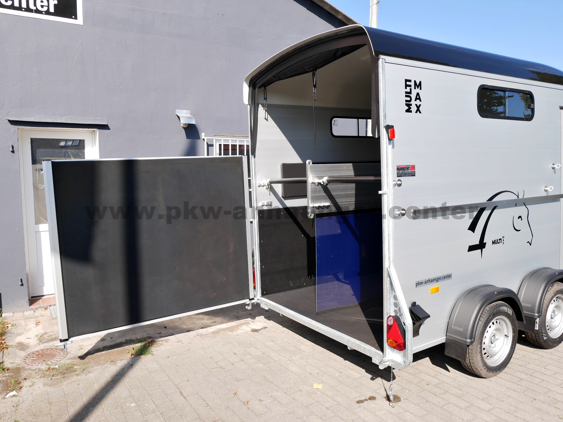 aCH-Multimax-SK-von-aussen-7