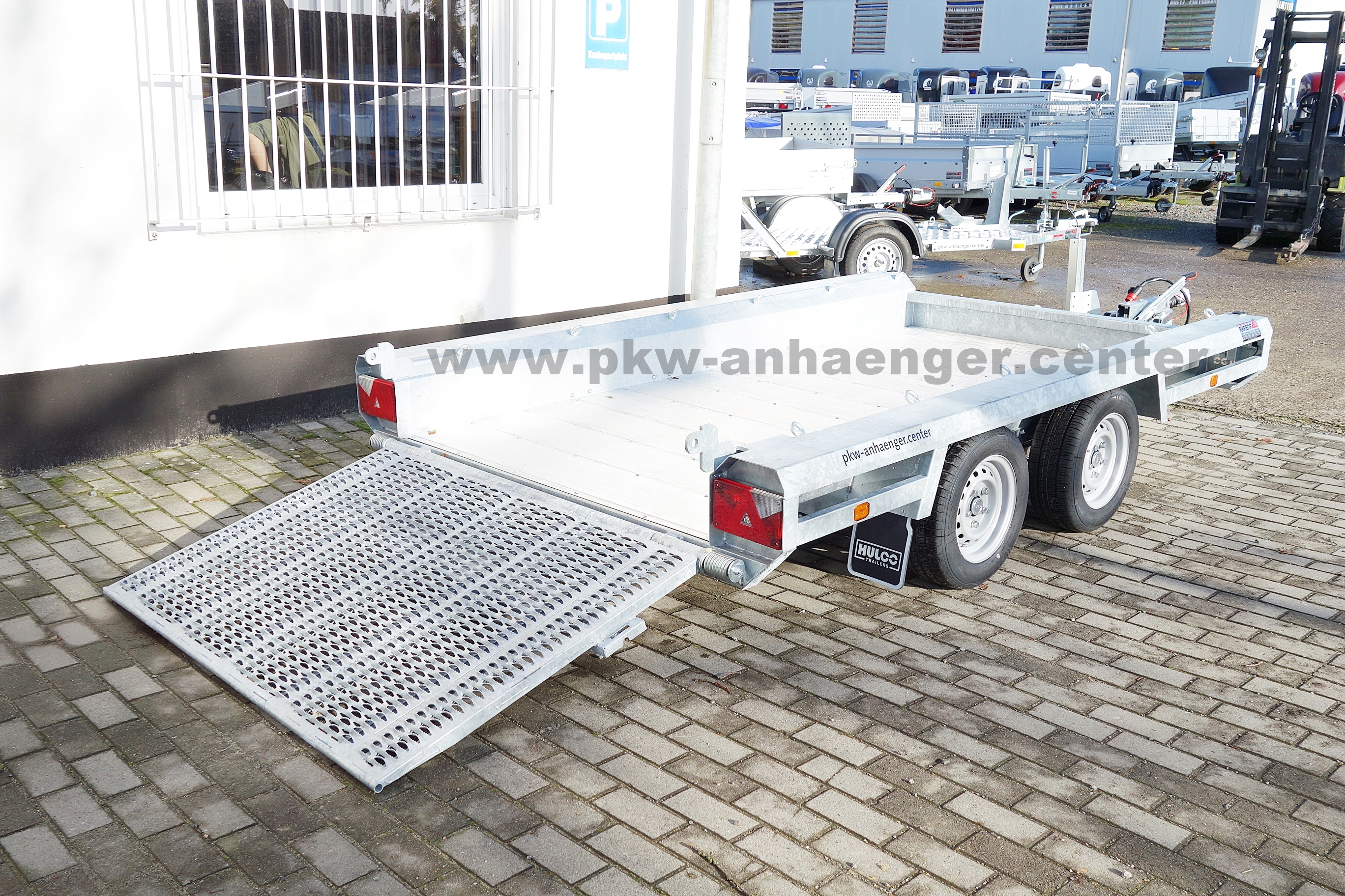 a-AN-3000-294x150-Terrax-5 Hulco TERRAX-2 3000.294x150 Baumaschinenanhänger