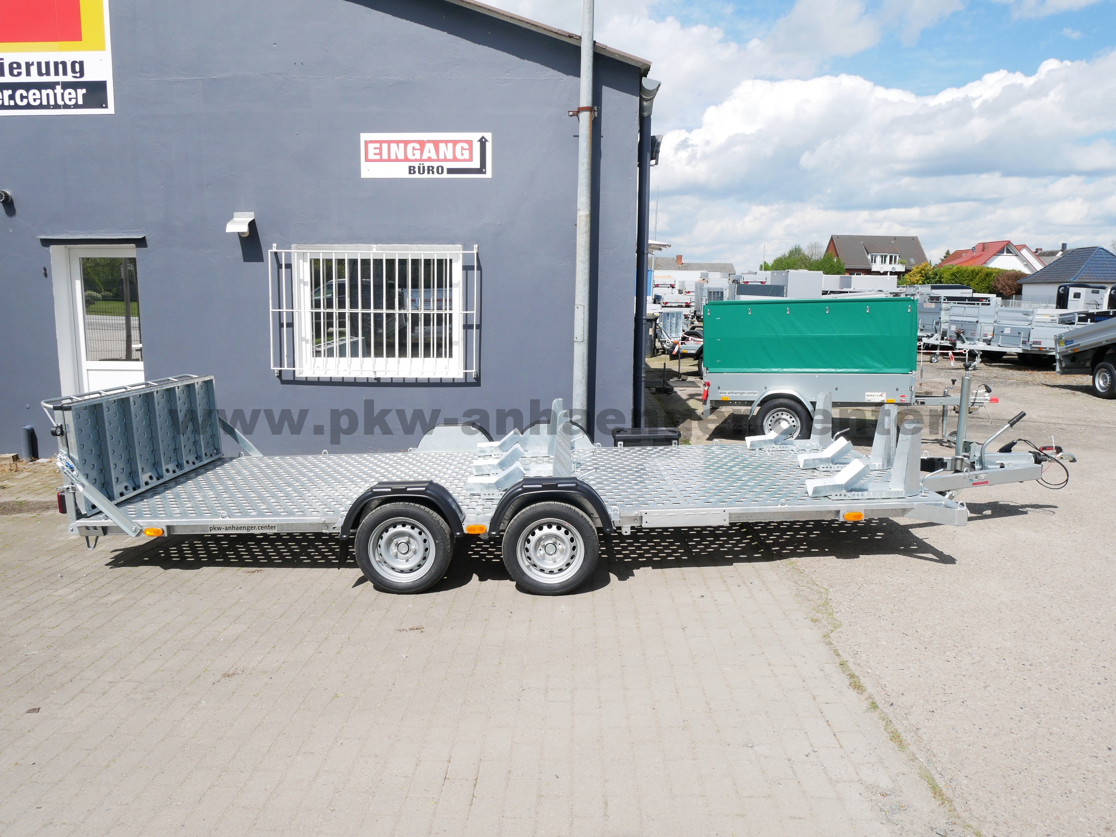 aVE-2700-MOTOVAN-6er-Motorrad-2