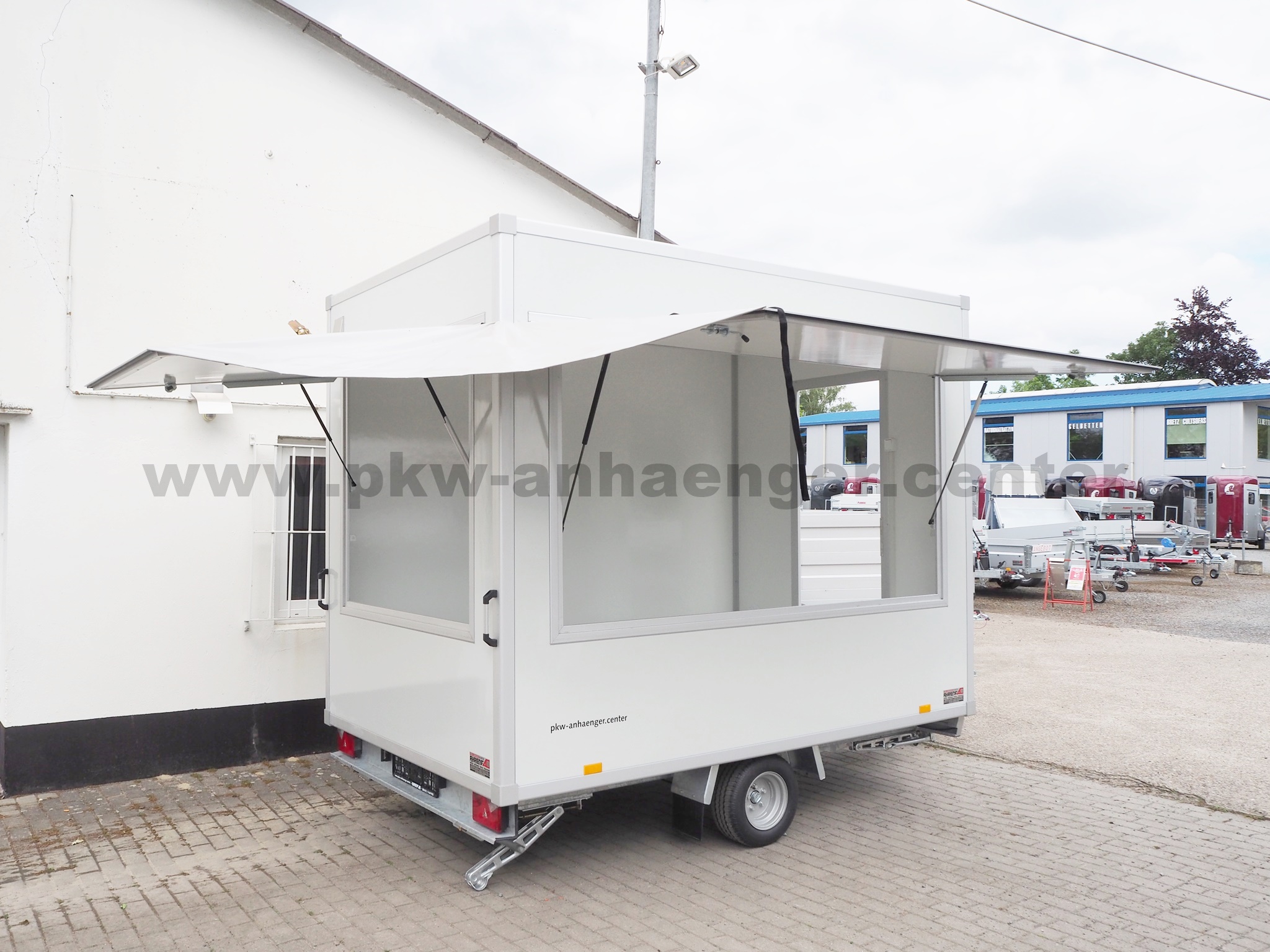 aSELLERH-1300-300x200x230-2x-Klappe-Planendreieck-7