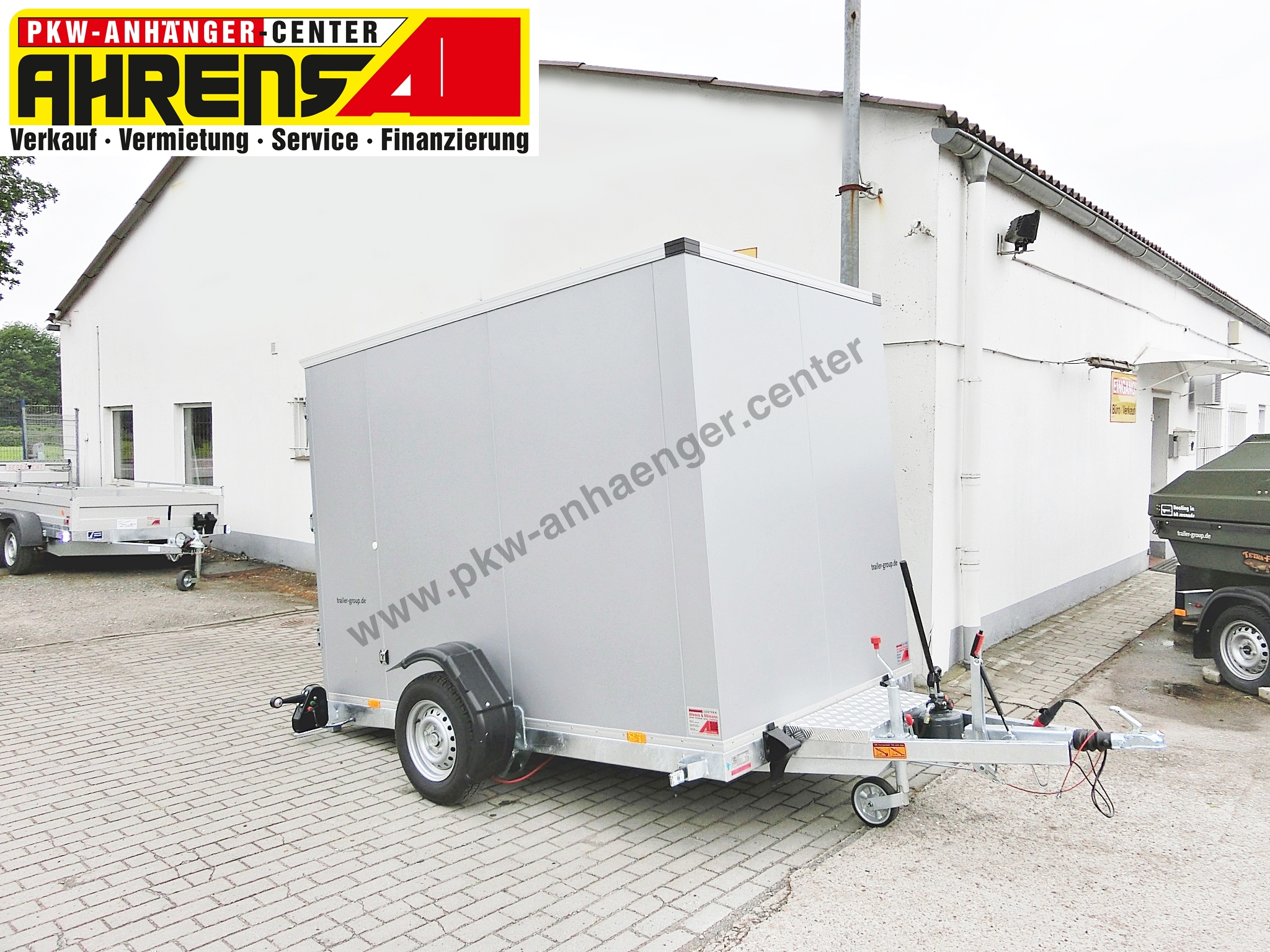 a-VE-1300-265x155x190-Lifter-Koffer-5-w