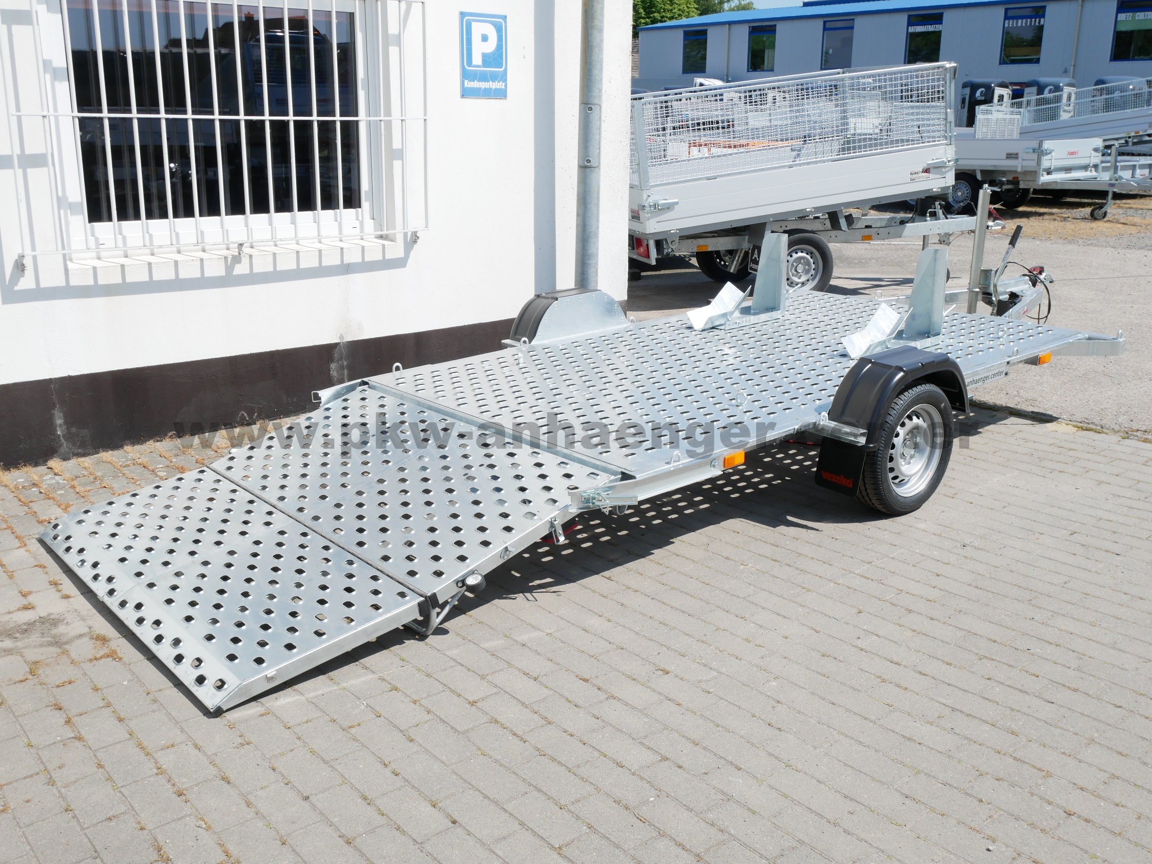 aVE-Motovan-B18-7 Vezeko MOTOVAN-C18 1,8t 302x179cm Motorradanhänger Kleinfahrzeugtransporter Smart