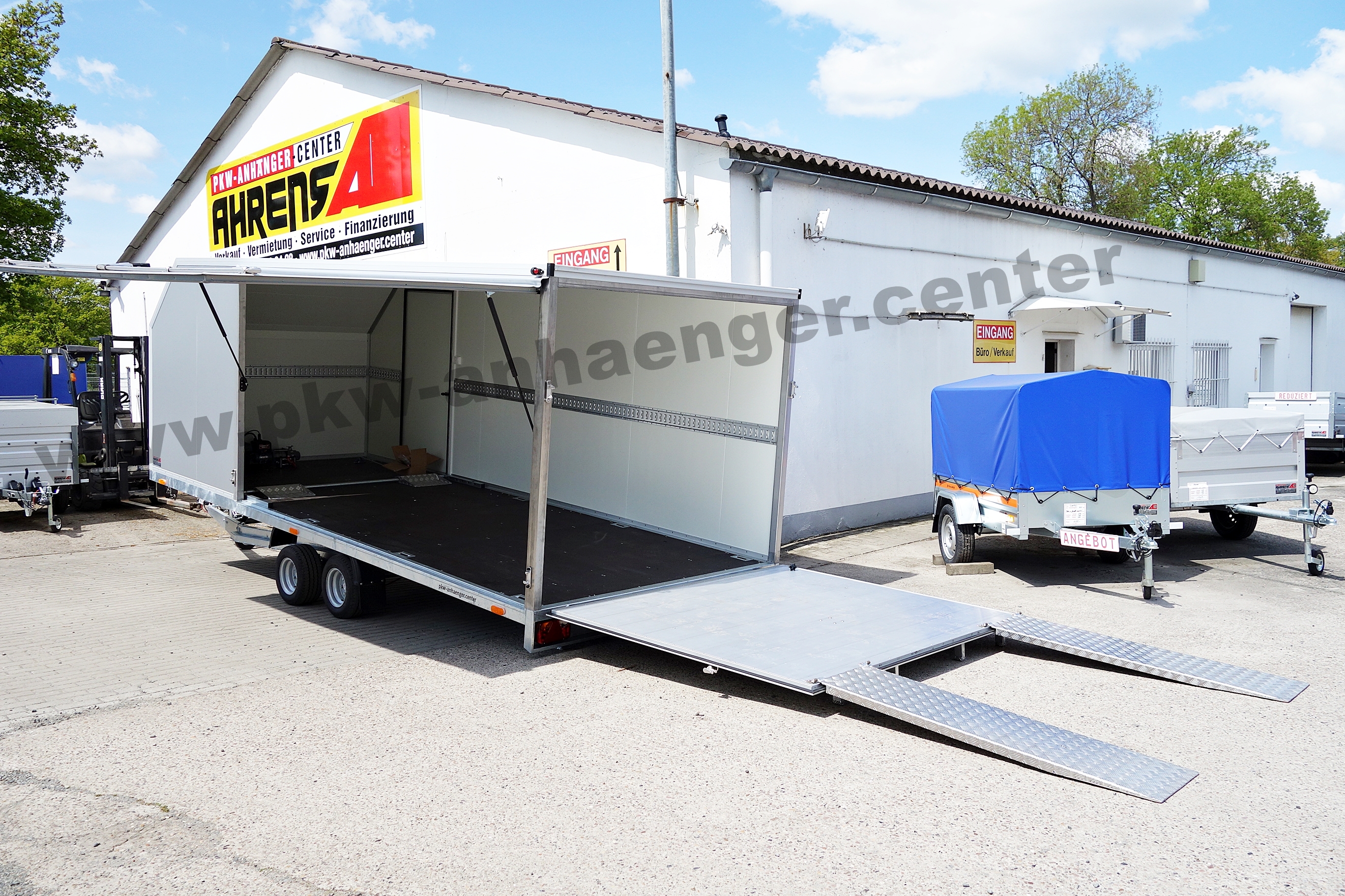 a-VE-Auto-Koffer-5 Vezeko Formula 30 3t 560x210x180cm Autotrailer Kofferanhänger