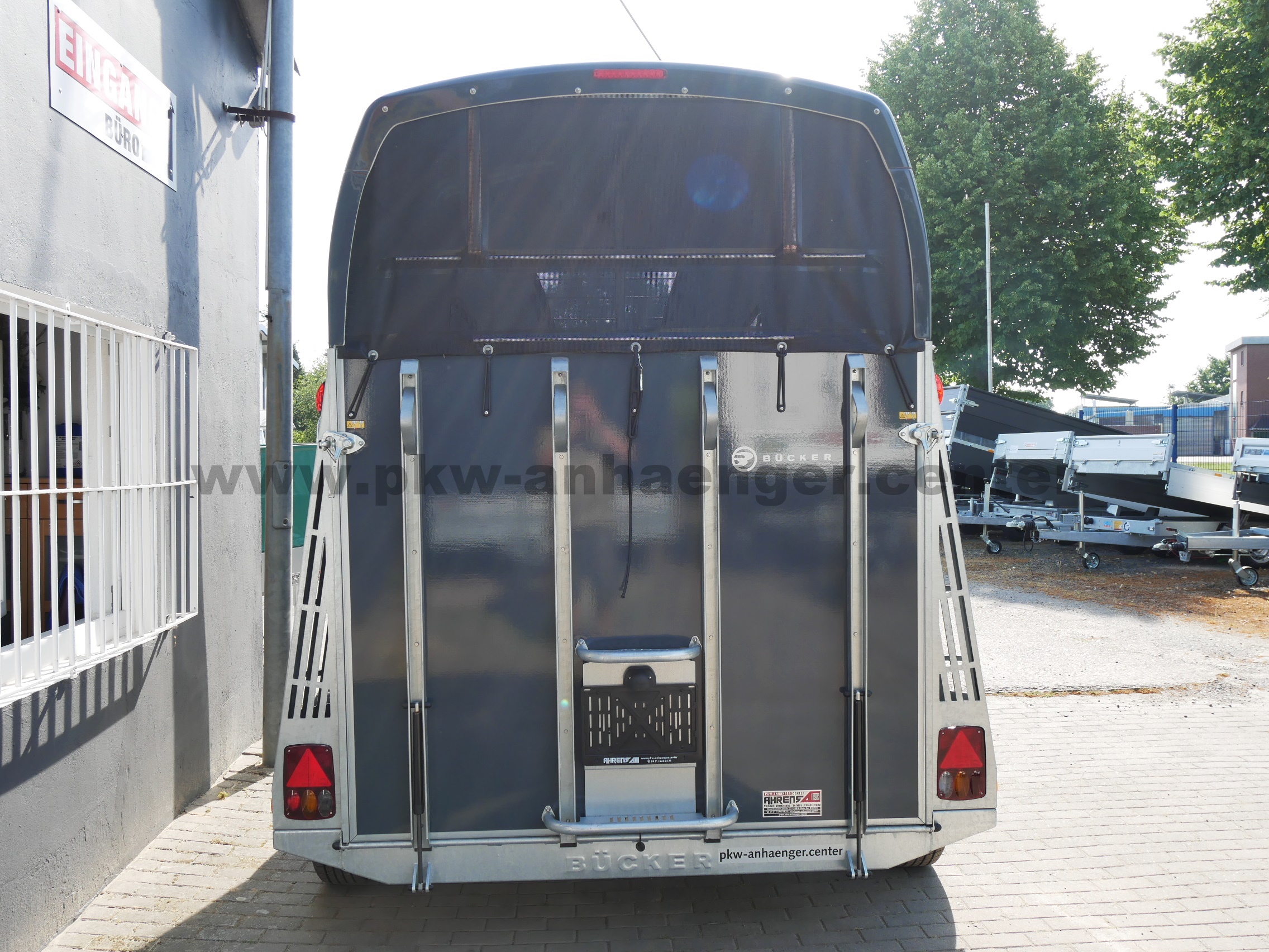 aCareliner-L-grau-Mitteltrennwand-4