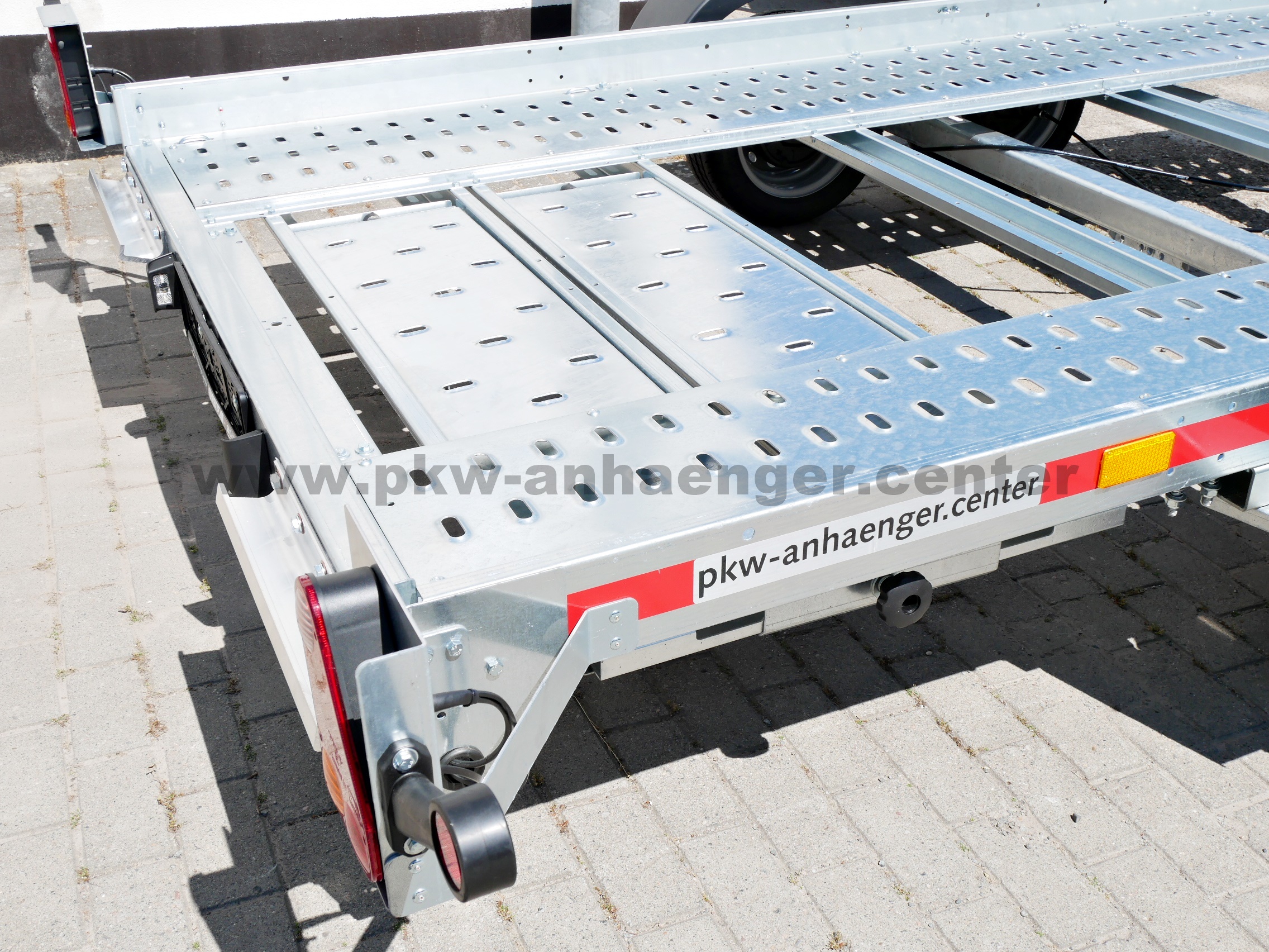 aTE-2000-Carflat-4018U-9