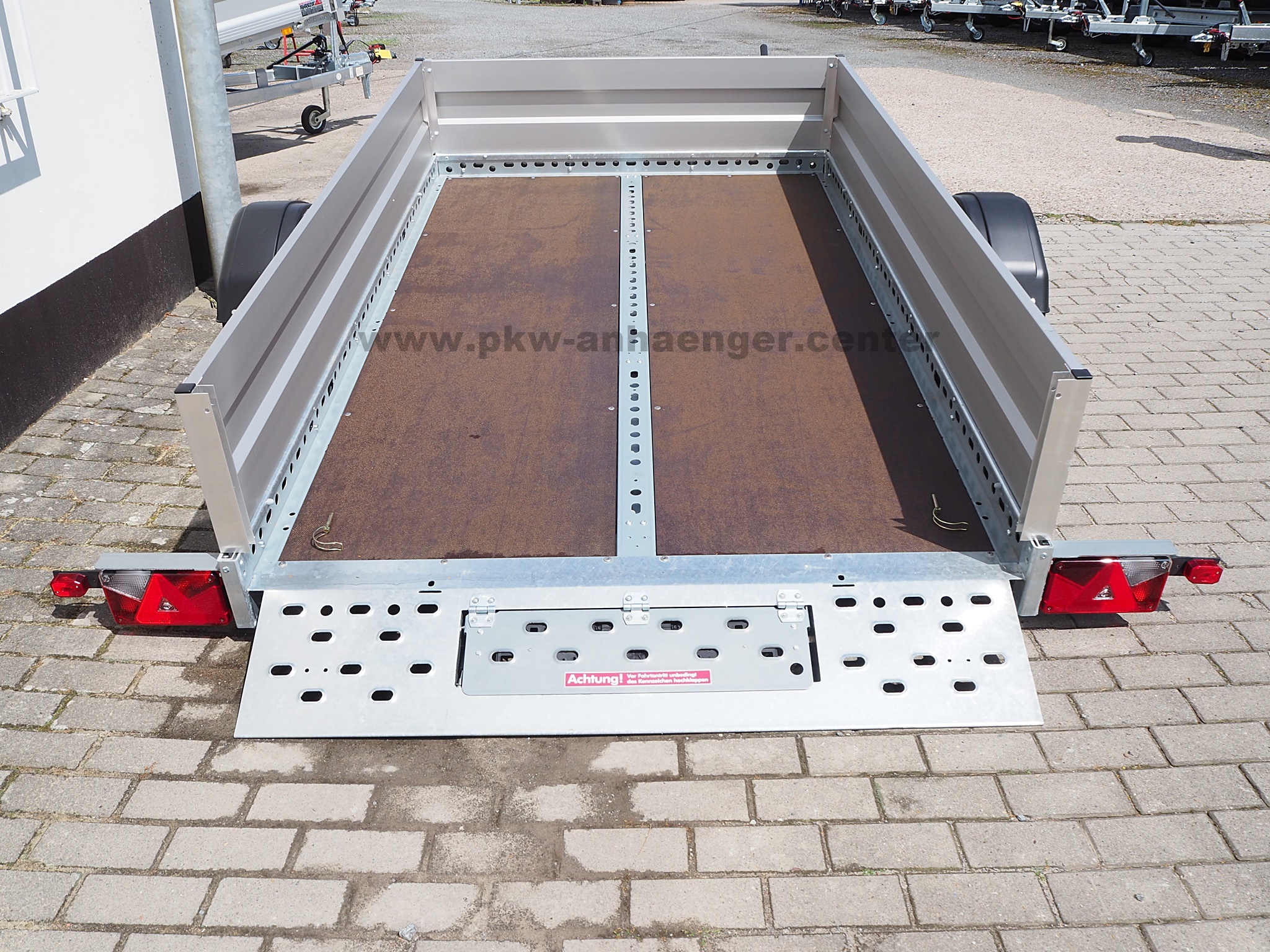 a-ST-1300-250x150-WOM-Aufsatz-5