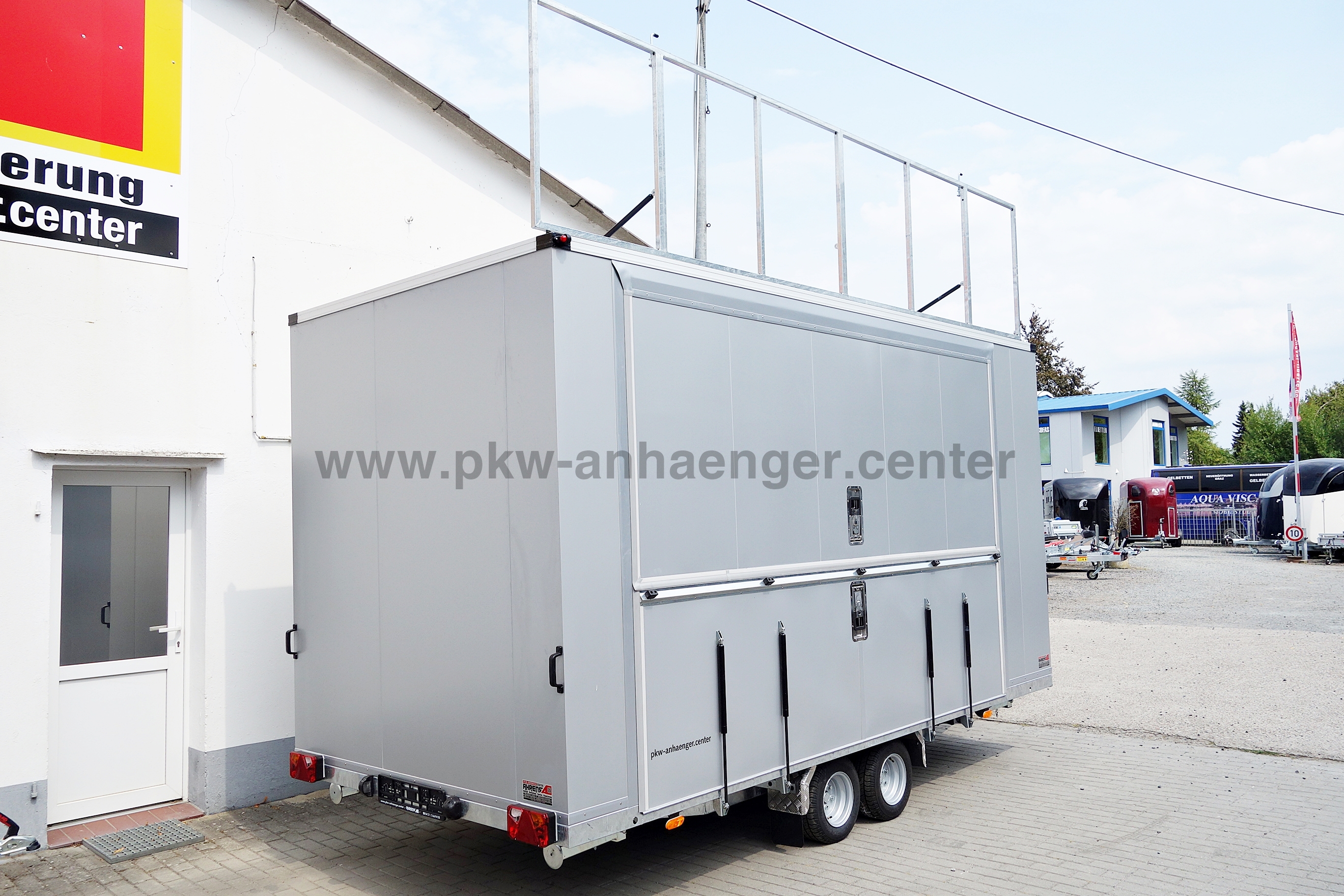 A-VE-2700-449x205x230-1x-Klappe-6-w