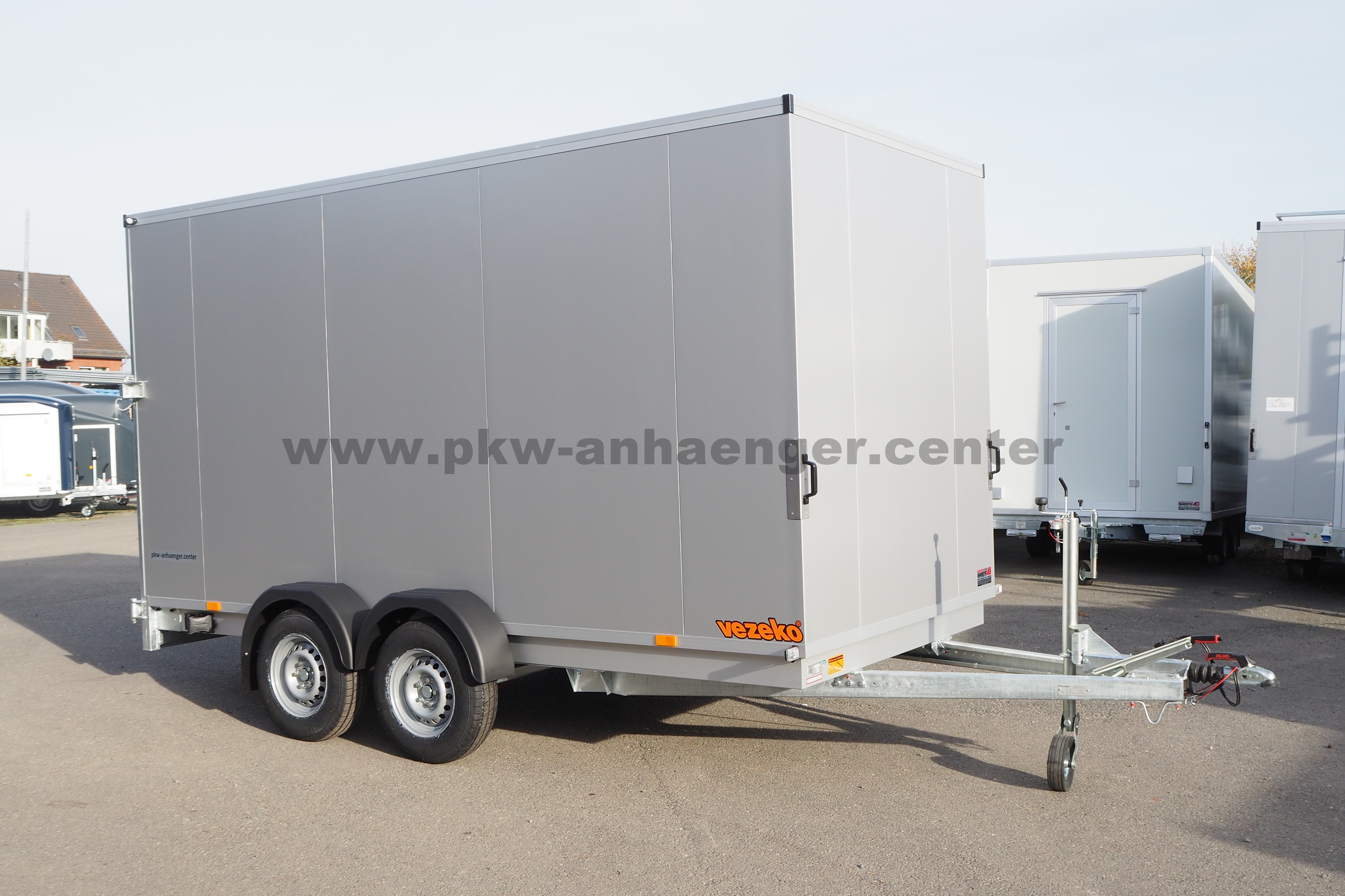 aVE-2700-405x184x205-Klappe-T-r-1