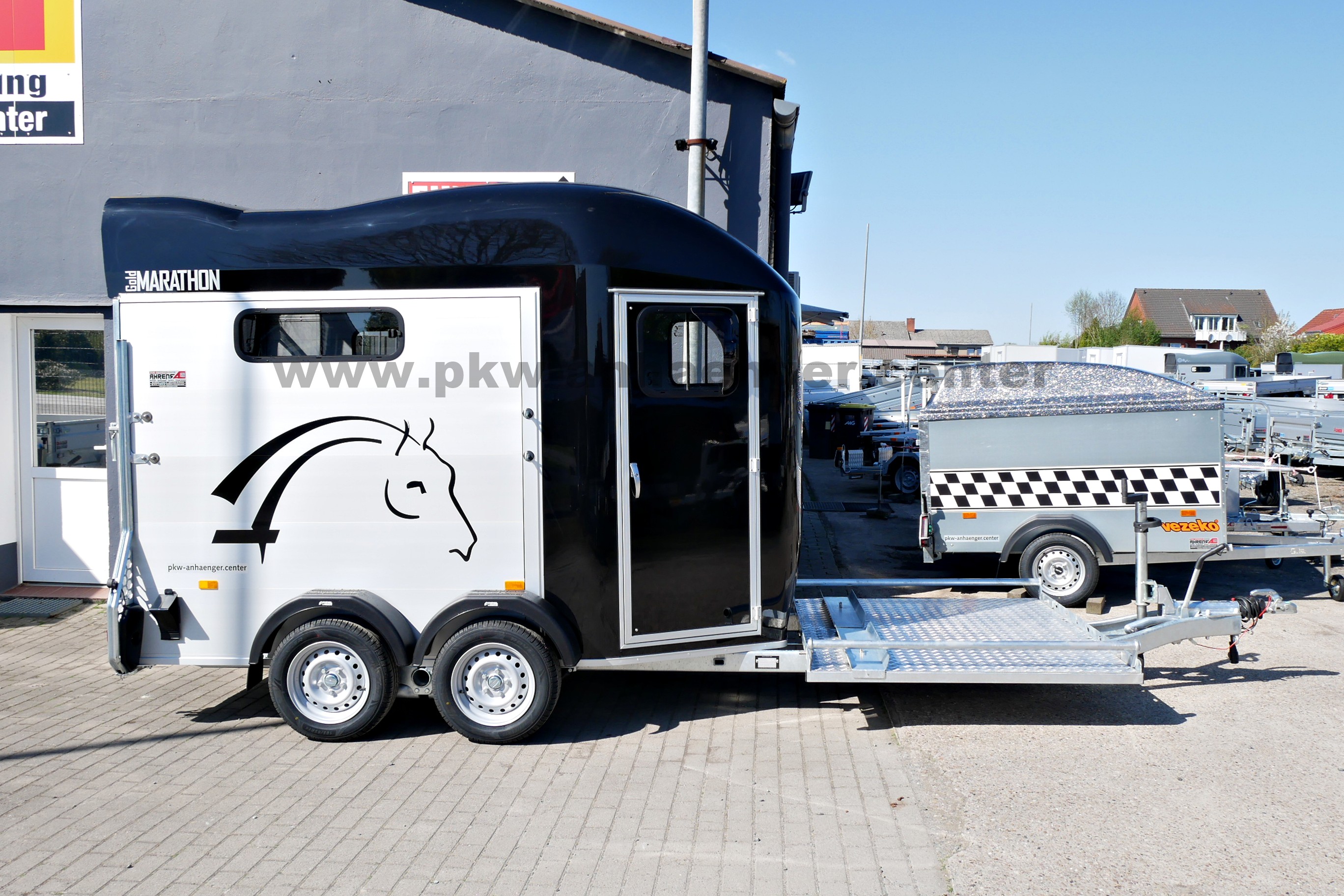 Cheval Liberte MARATHON 2er Pferdeanhänger Kutschenplattform