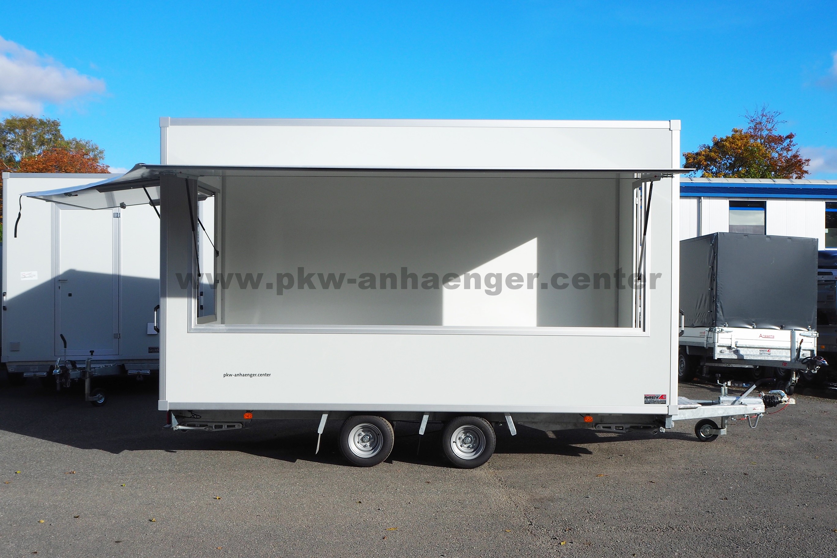 aPP-2500-420x200x230-2Klappen-Planendreieck-5