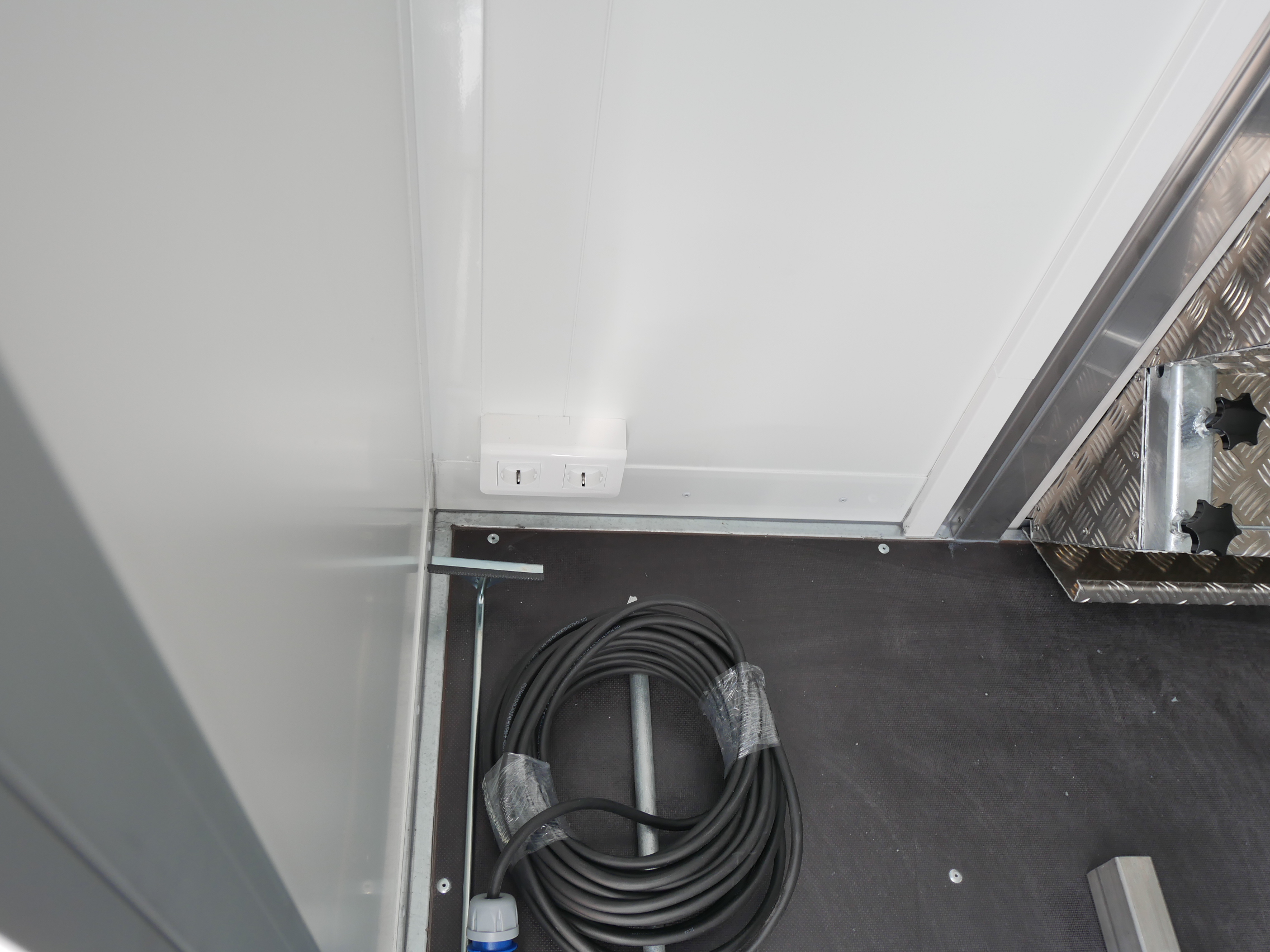 VE-Promotion-449-2Klappen-11