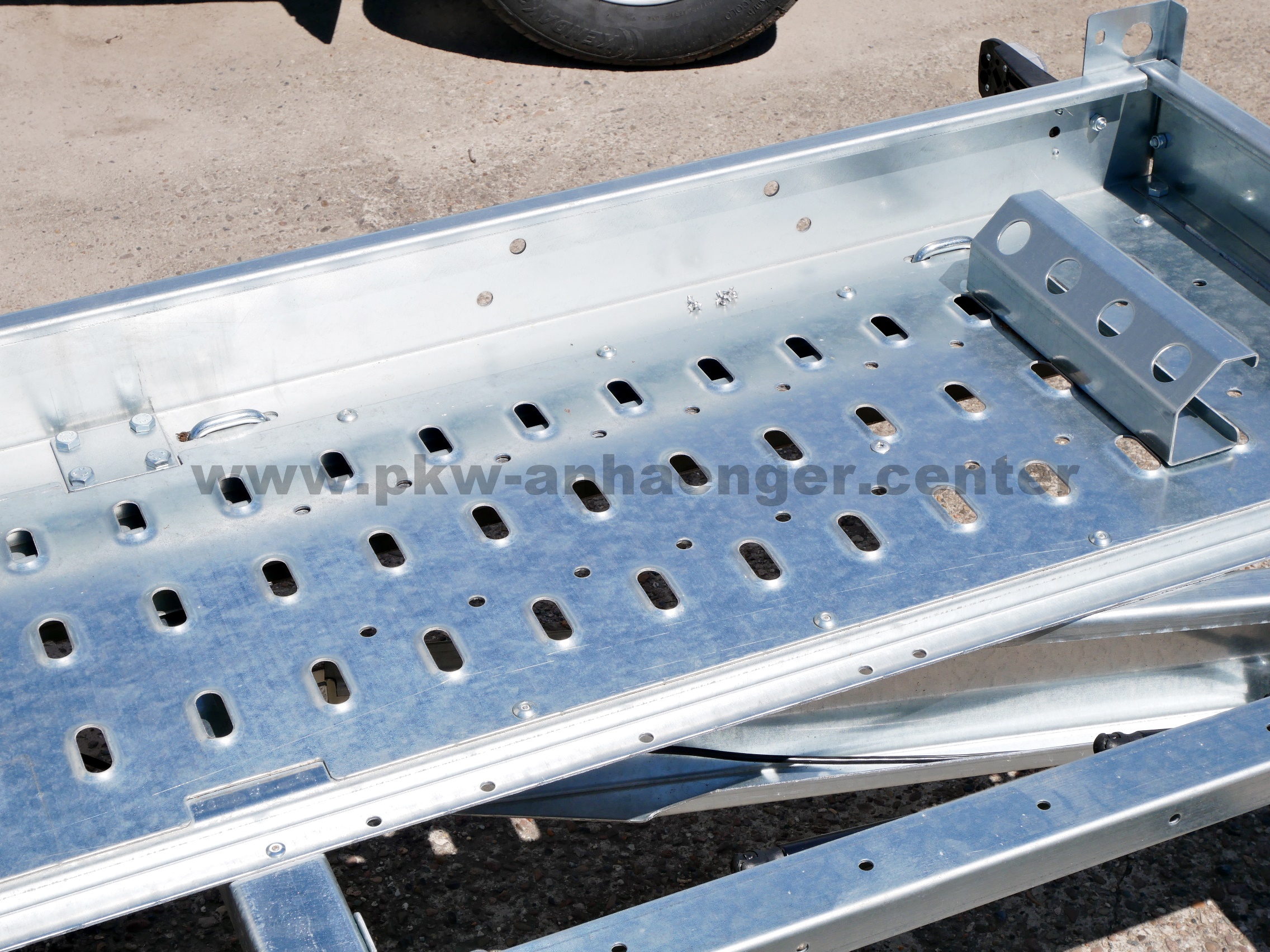 aTE-2000-Carflat-4018U-11